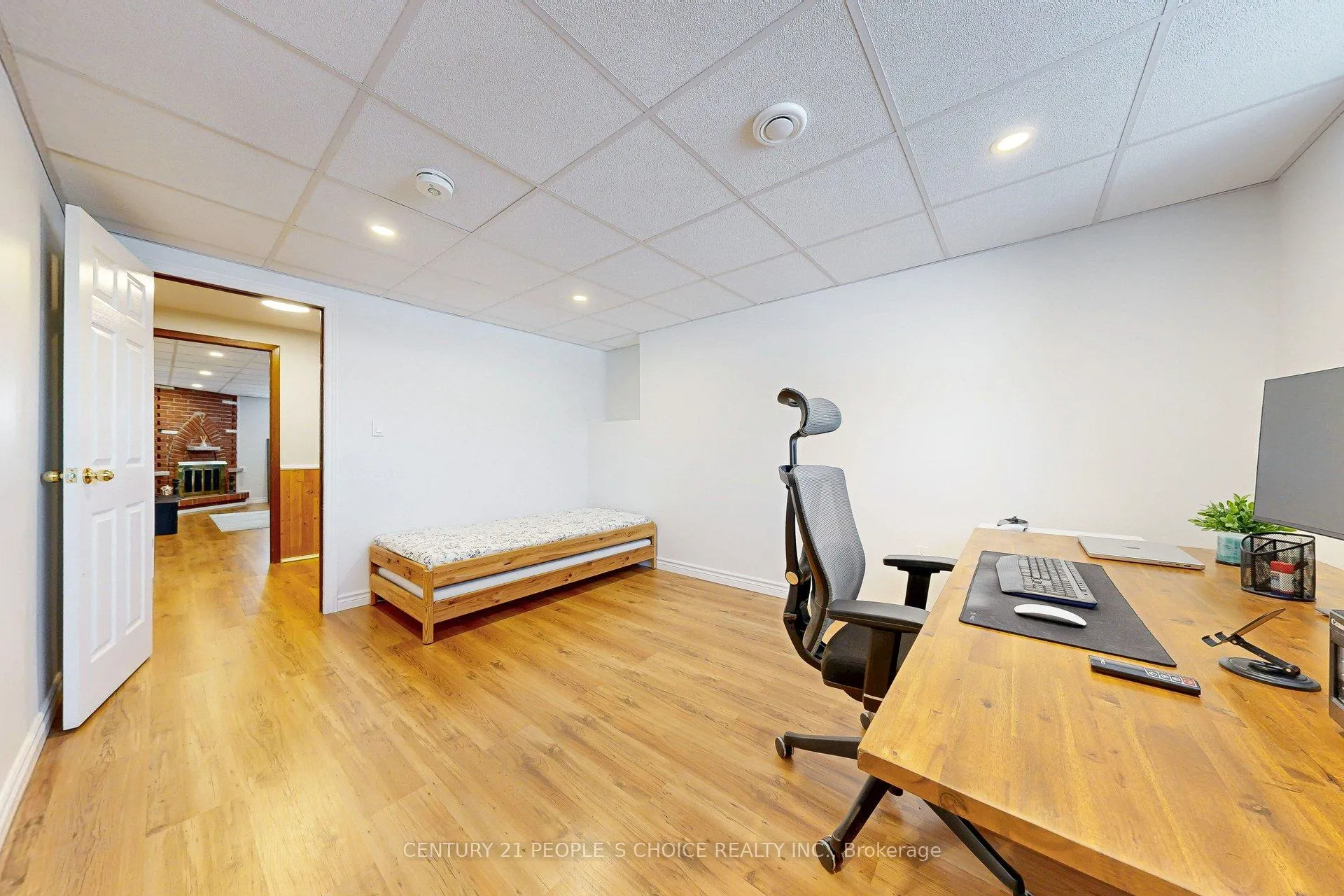 Photo 36 of 20 Inadale Court, Kitchener — HOMEH