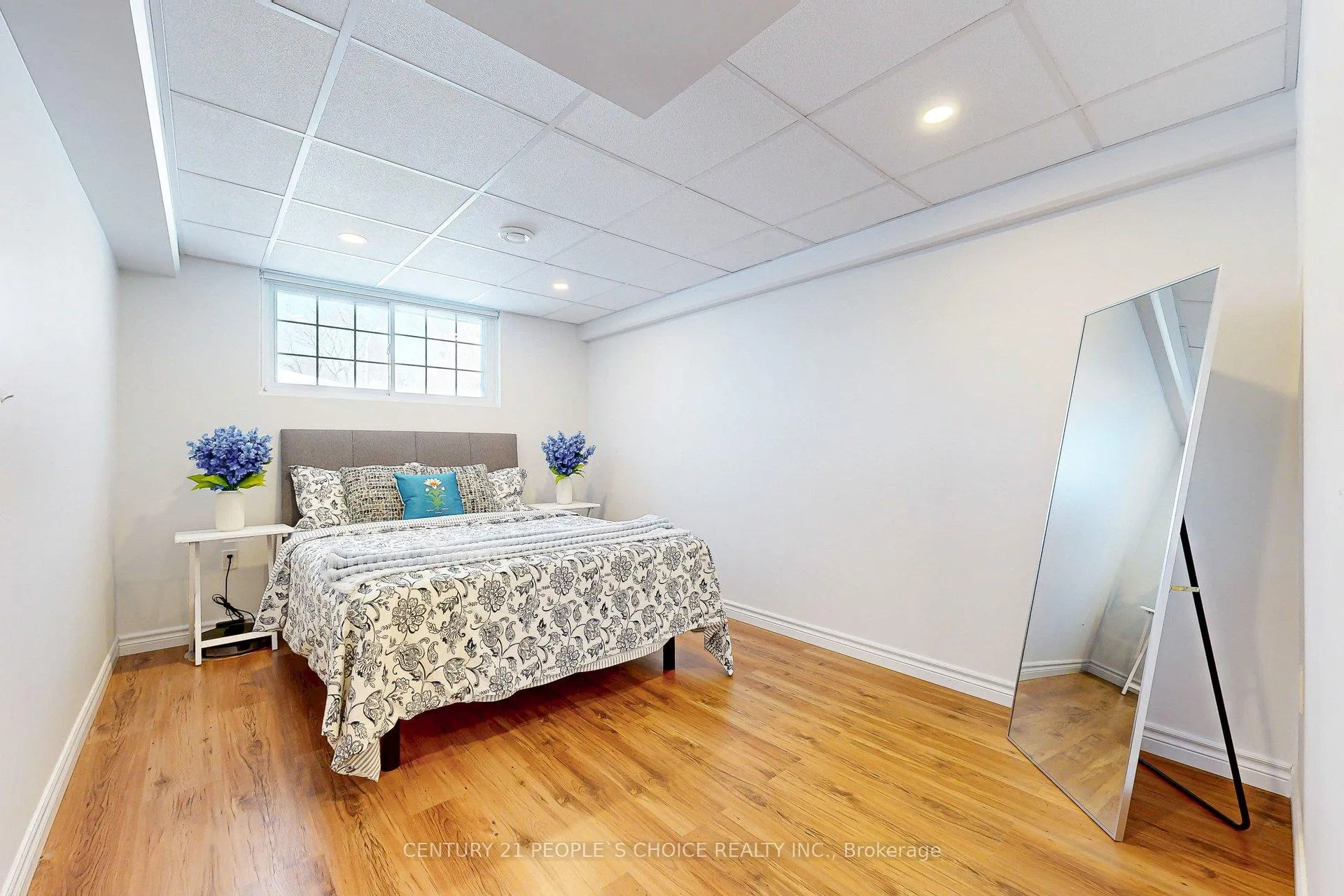 Photo 38 of 20 Inadale Court, Kitchener — HOMEH