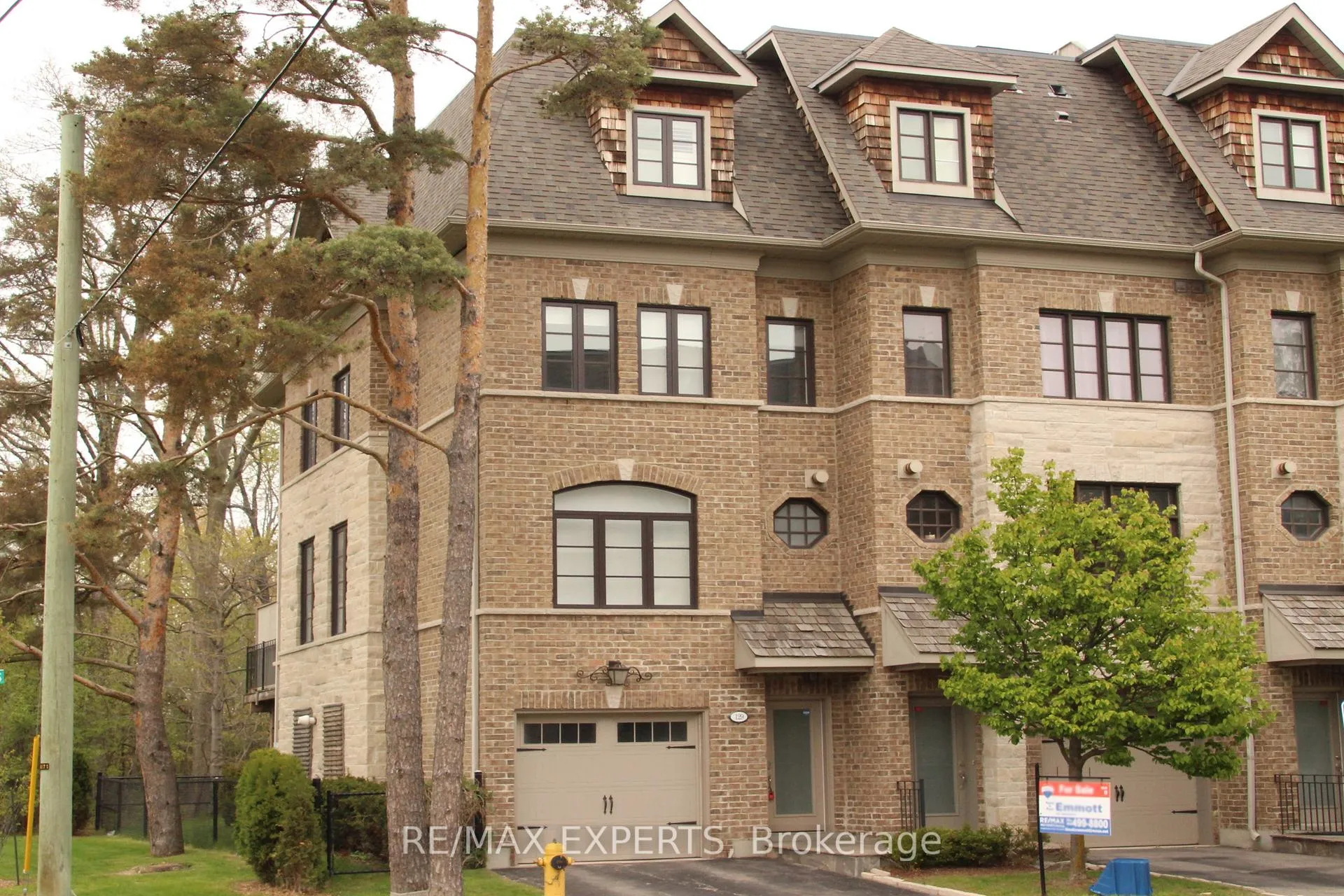 Photo 1 of 129 Powseland Crescent, Vaughan, West Woodbridge — HOMEH