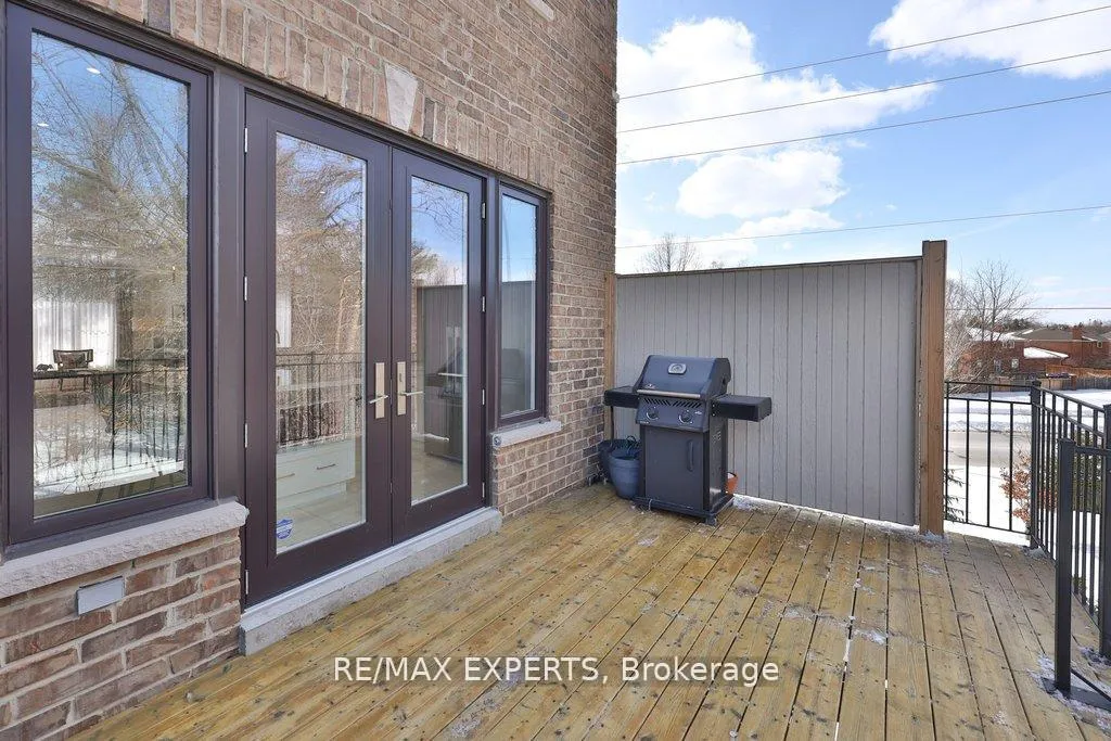 Photo 16 of 129 Powseland Crescent, Vaughan, West Woodbridge — HOMEH