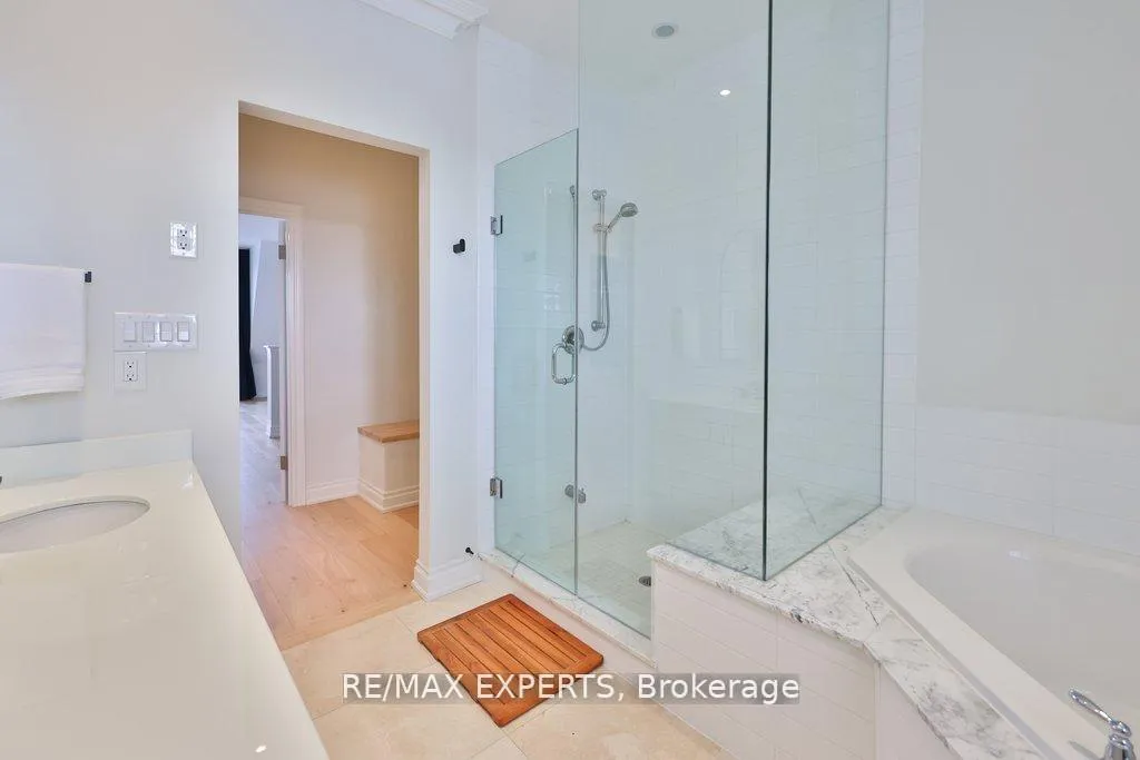 Photo 37 of 129 Powseland Crescent, Vaughan, West Woodbridge — HOMEH