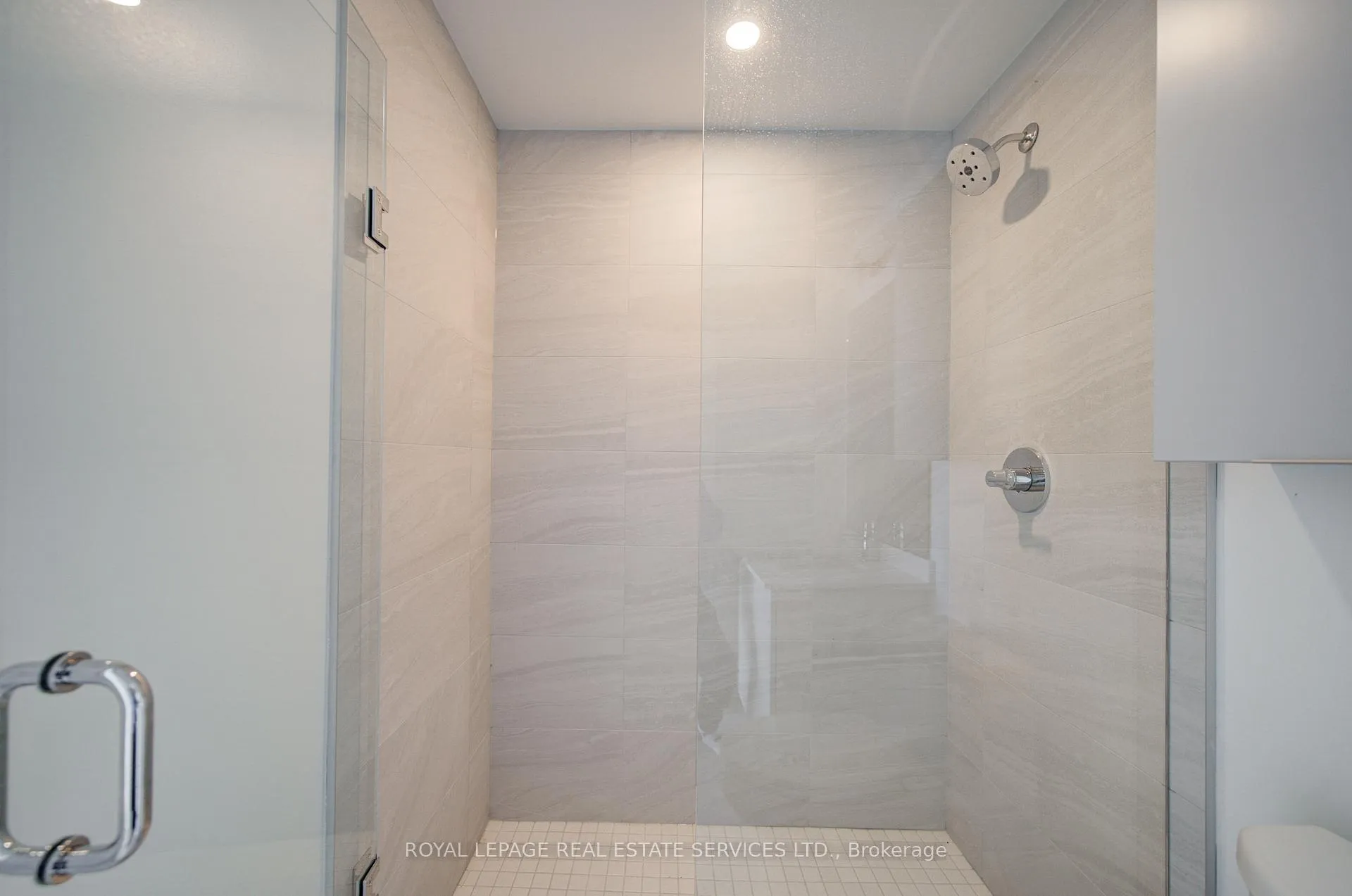 Photo 18 of Unit 1206, 2075 Lakeshore Road, Burlington, Brant — HOMEH