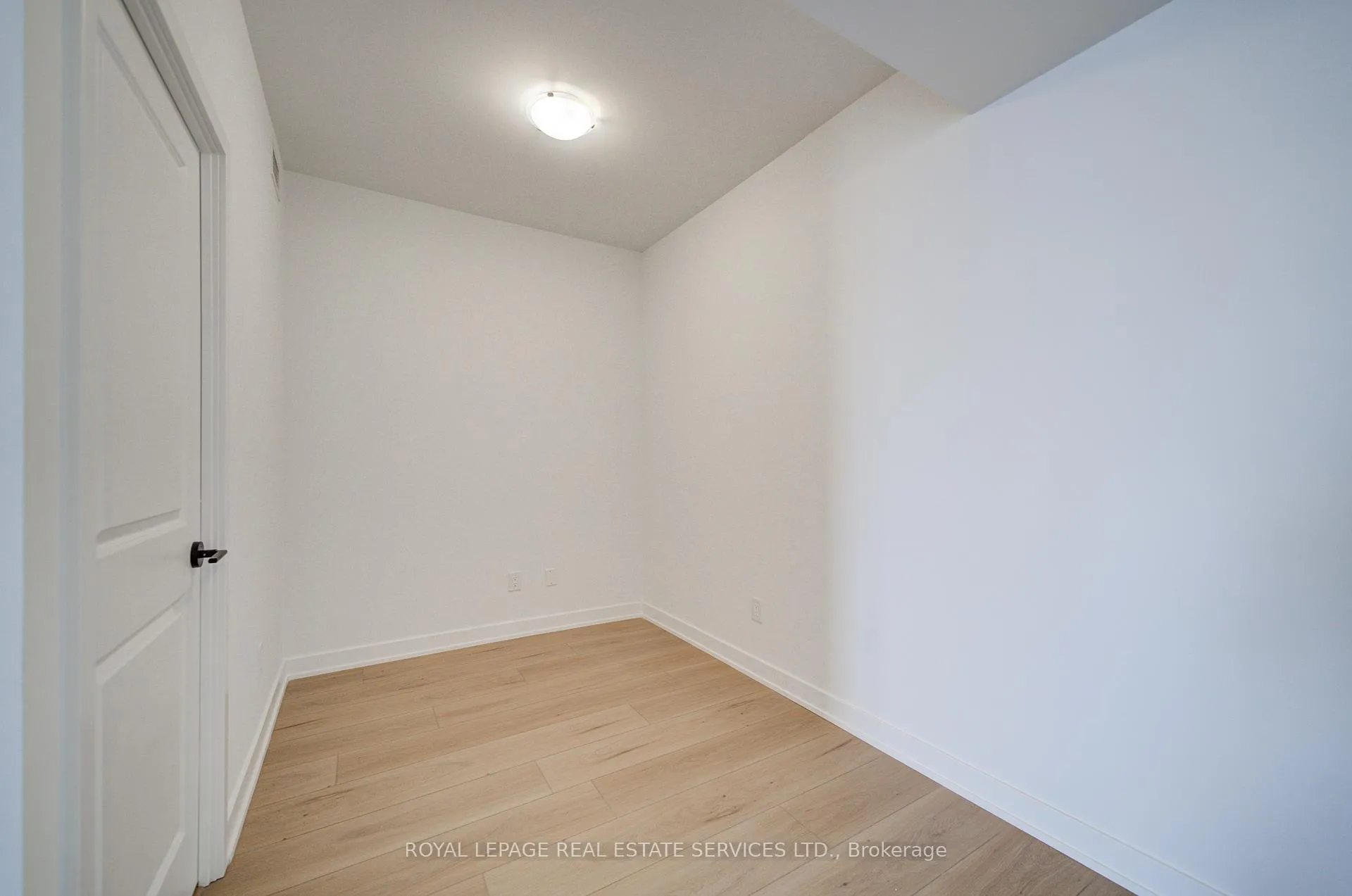 Photo 20 of Unit 1206, 2075 Lakeshore Road, Burlington, Brant — HOMEH