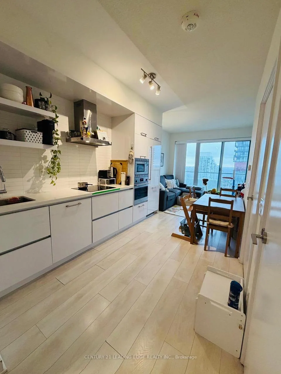 Photo 3 of Unit 2810, 2221 Yonge Street, Toronto, Mount Pleasant West — HOMEH