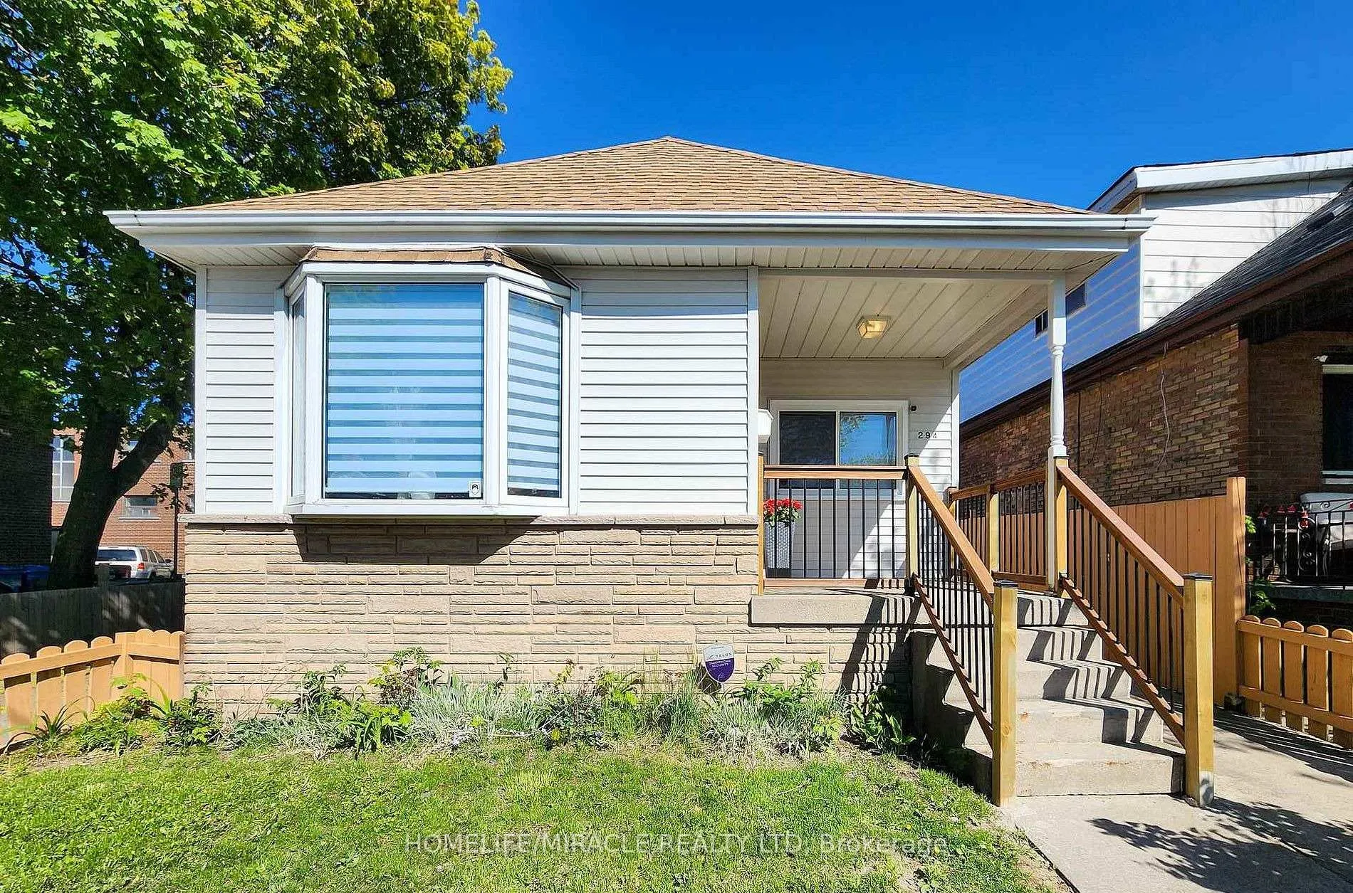 Front of Unit Lower Level, 294 Fairfield Avenue S
