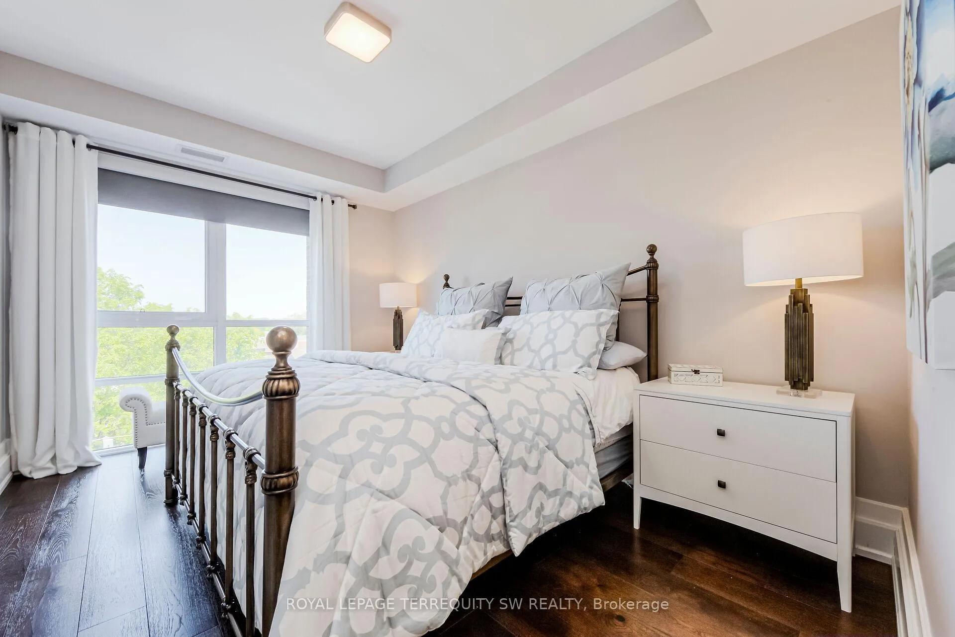 Photo 15 of Unit 605, 3 Southvale Drive, Toronto, Leaside — HOMEH