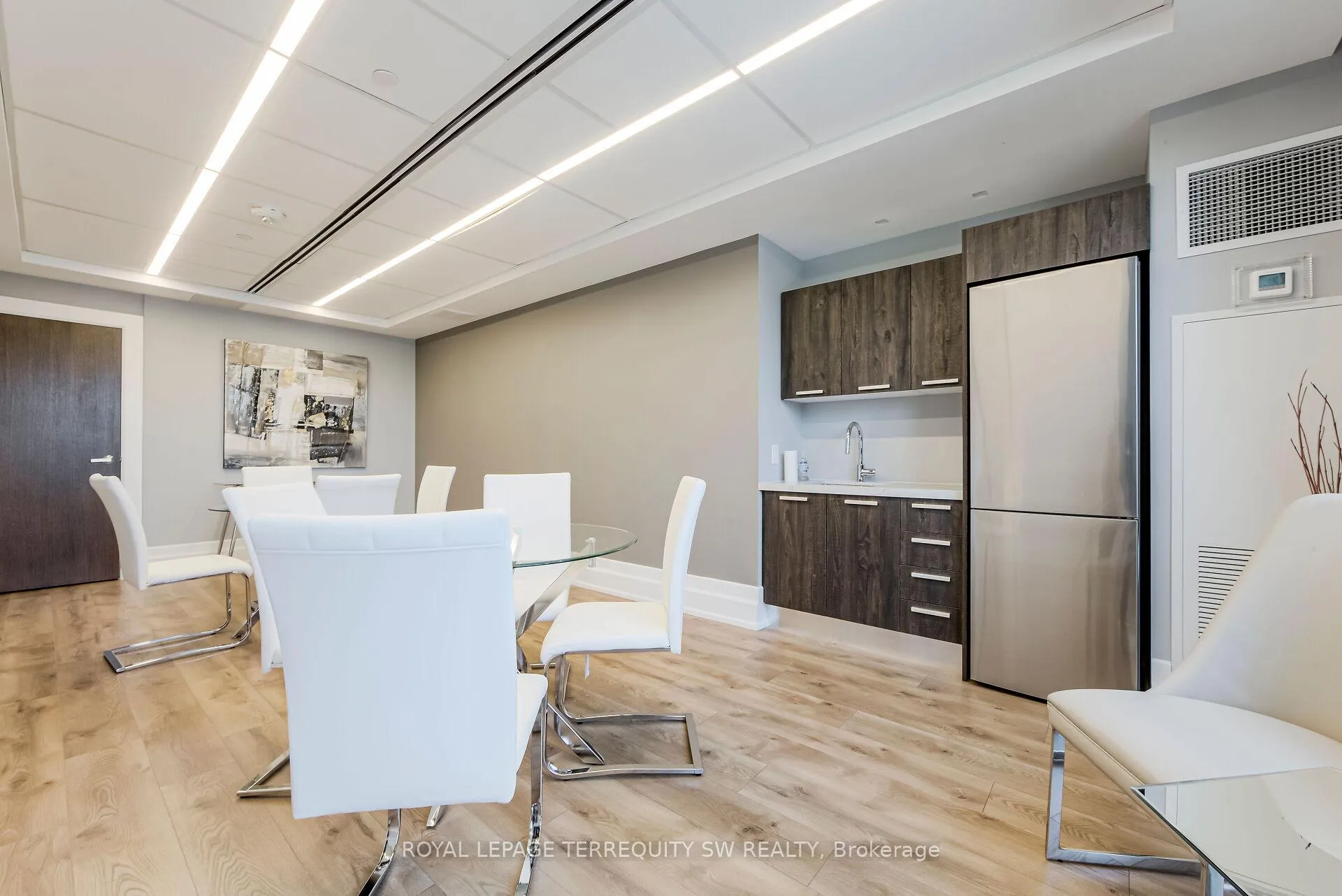 Photo 29 of Unit 605, 3 Southvale Drive, Toronto, Leaside — HOMEH