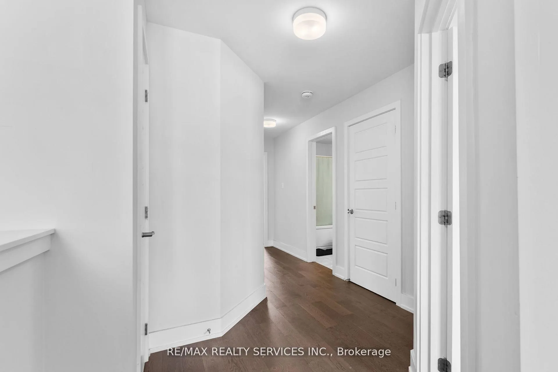 Photo 23 of 724 Rouncey Road, Ottawa, Kanata - Emerald Meadows/Trailwest — HOMEH