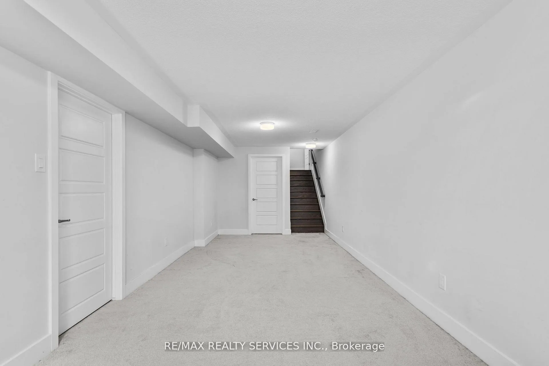 Photo 34 of 724 Rouncey Road, Ottawa, Kanata - Emerald Meadows/Trailwest — HOMEH