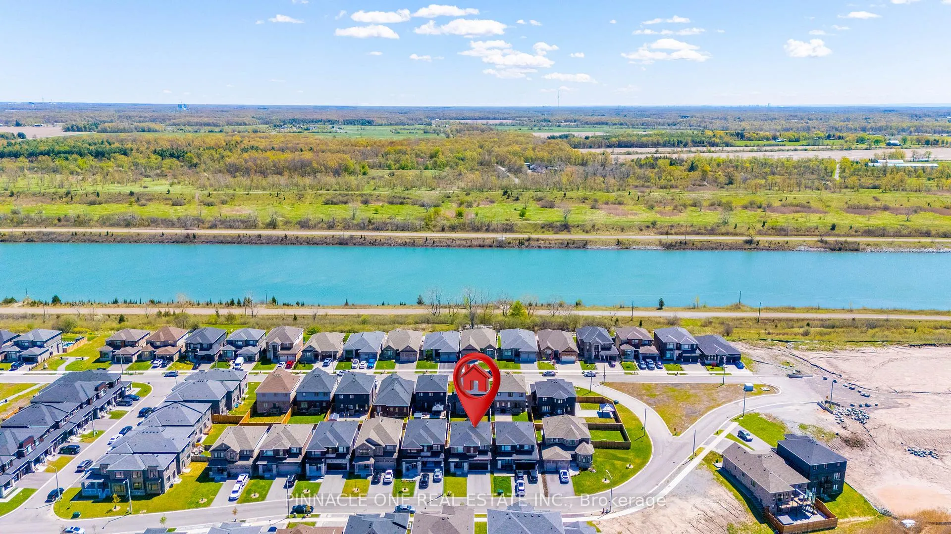 Photo 5 of 232 Midland Place, Welland, Hwy 406/Welland — HOMEH