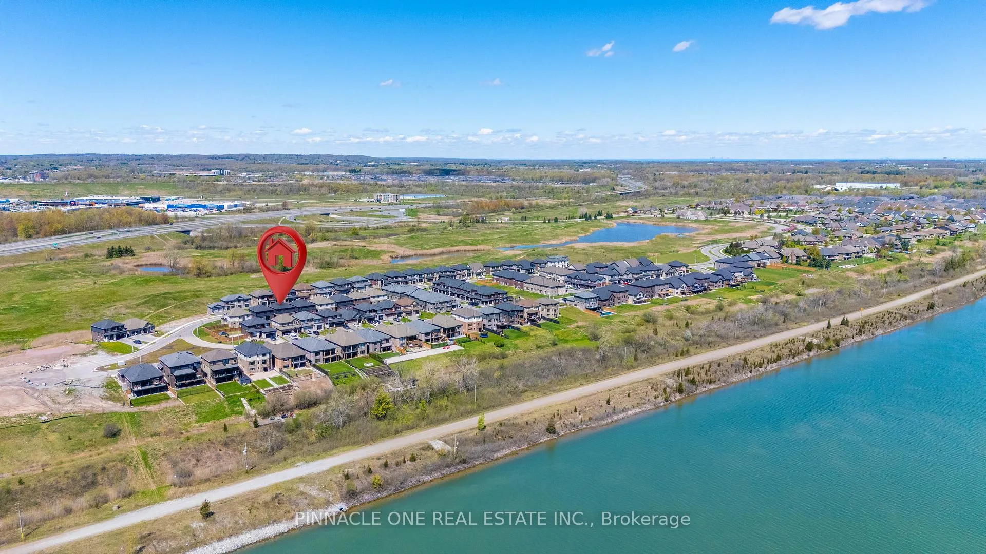 Photo 8 of 232 Midland Place, Welland, Hwy 406/Welland — HOMEH