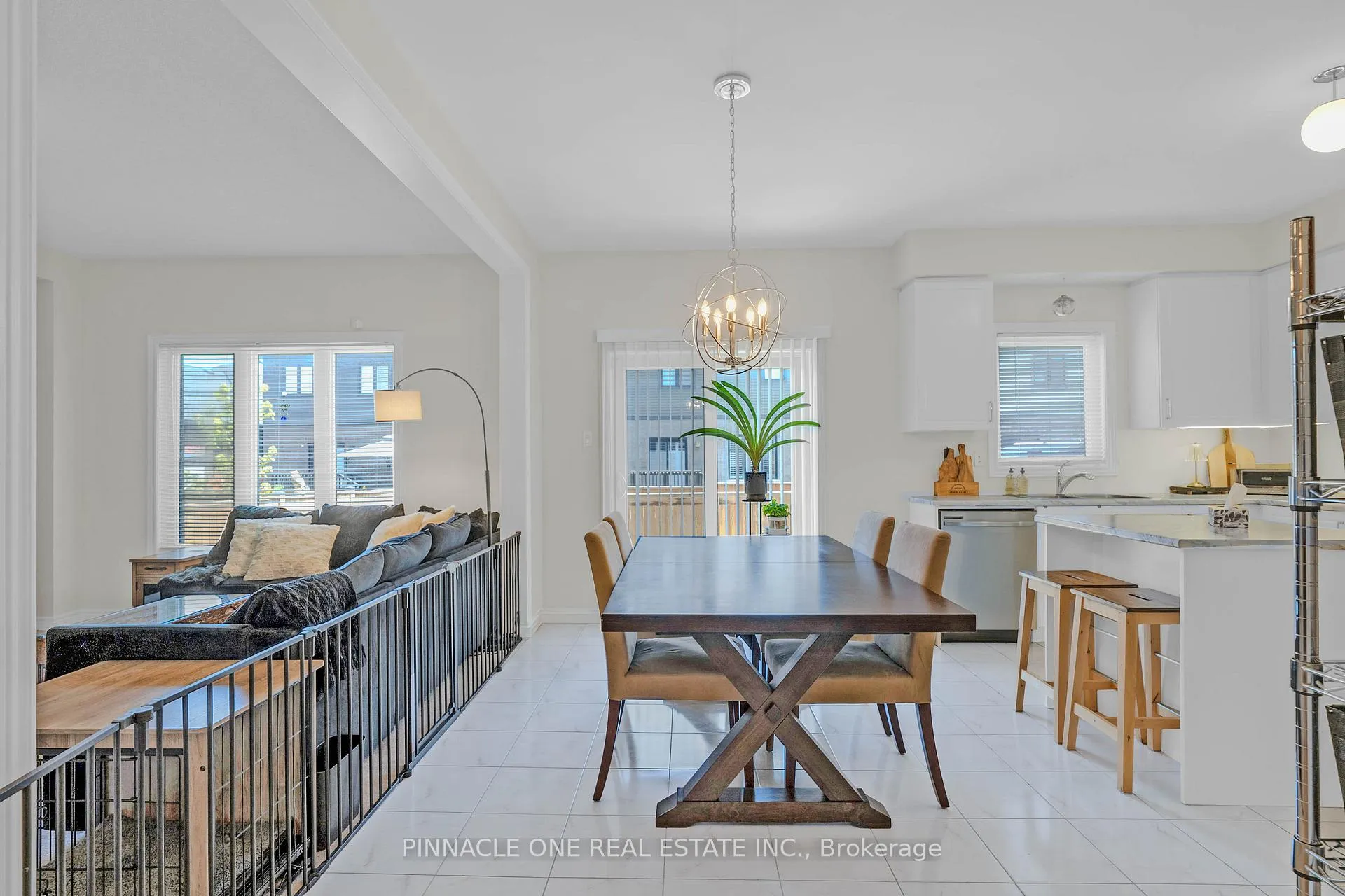 Photo 18 of 232 Midland Place, Welland, Hwy 406/Welland — HOMEH