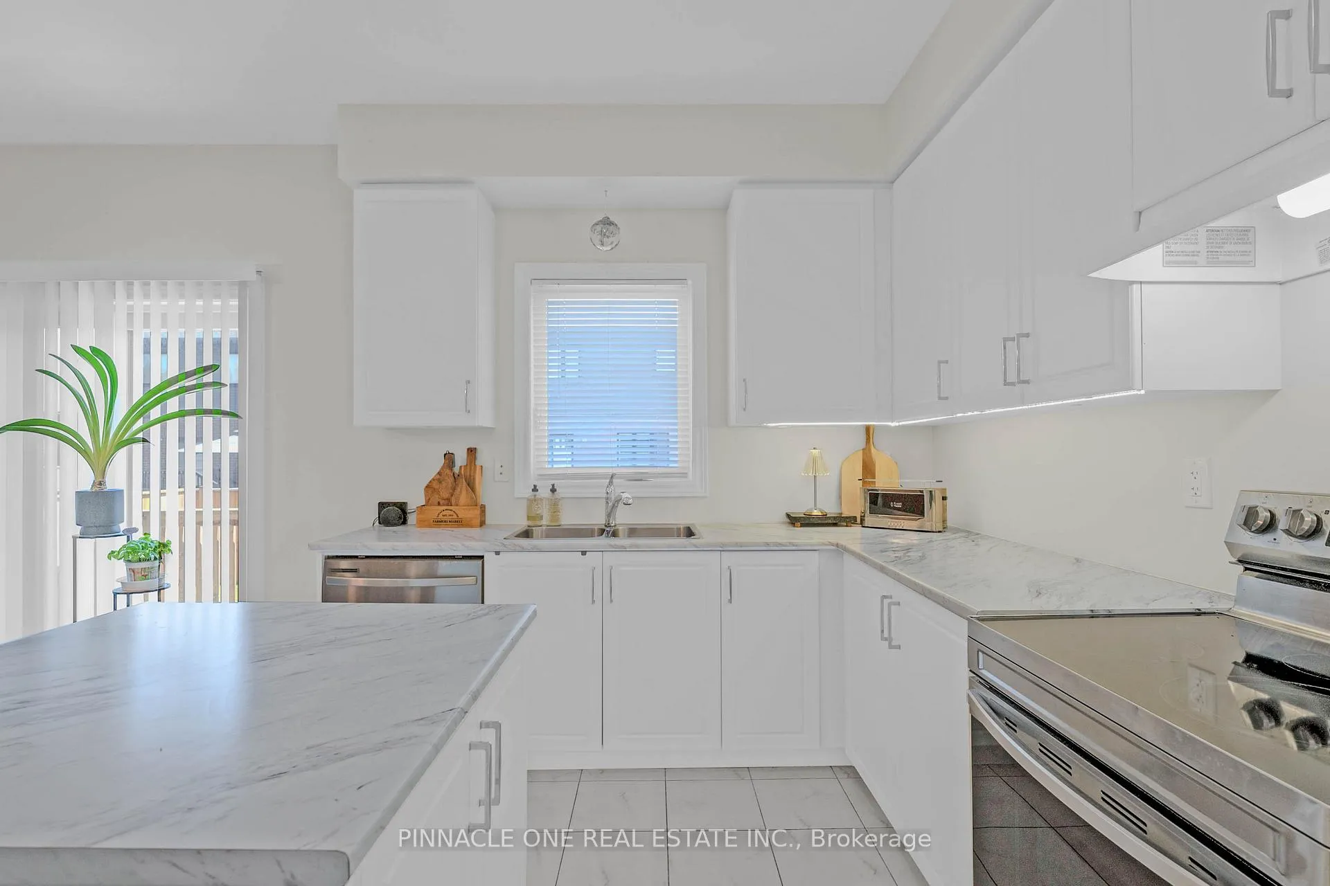 Photo 27 of 232 Midland Place, Welland, Hwy 406/Welland — HOMEH