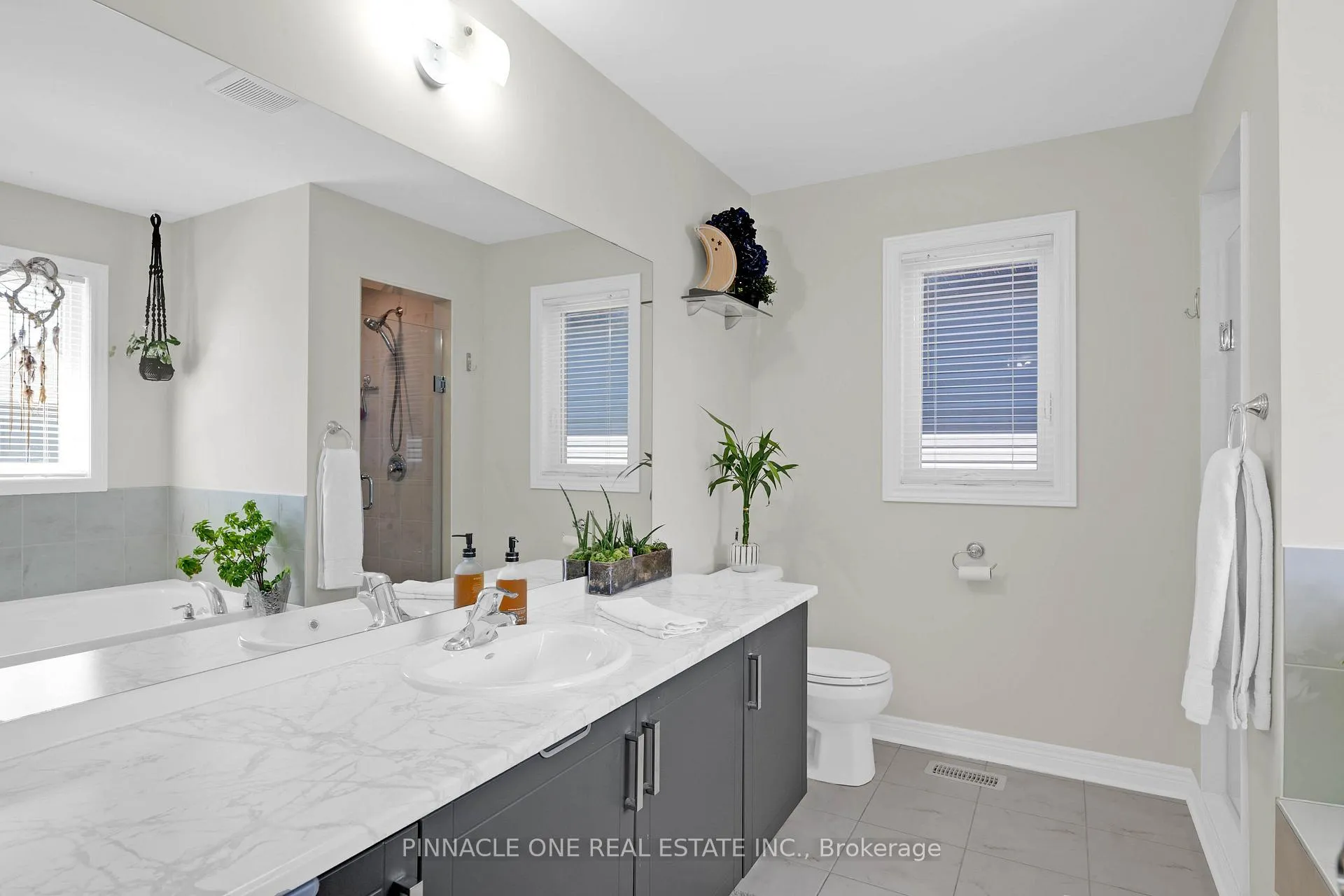 Photo 34 of 232 Midland Place, Welland, Hwy 406/Welland — HOMEH