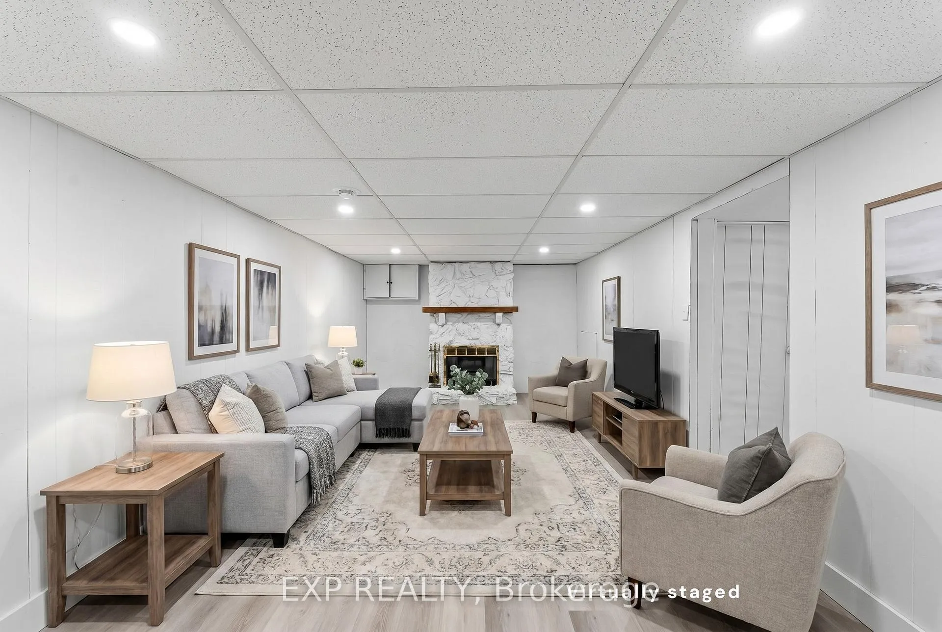Photo 23 of 554 Lake Street, St. Catharines, Lakeport — HOMEH