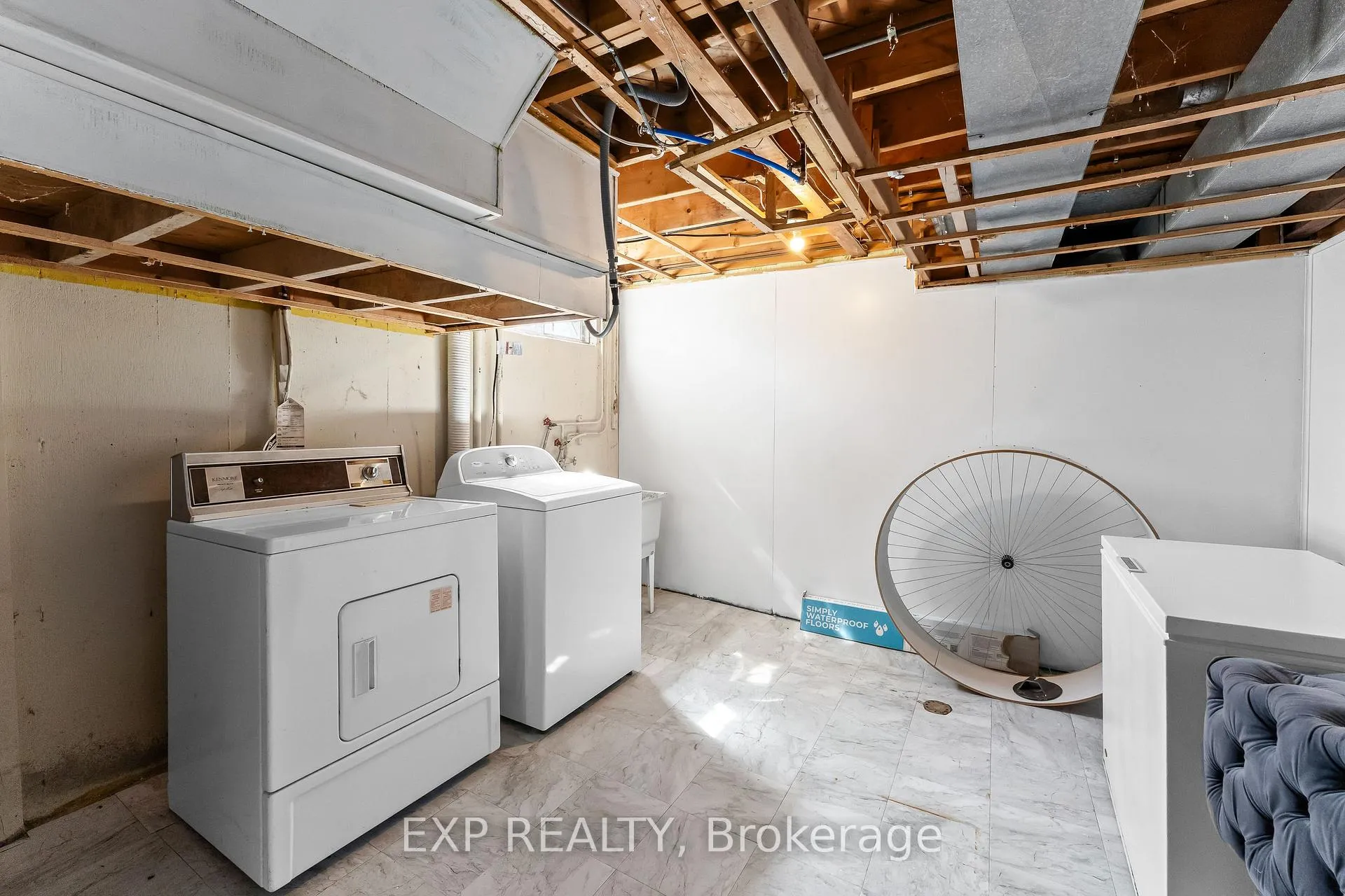 Photo 31 of 554 Lake Street, St. Catharines, Lakeport — HOMEH