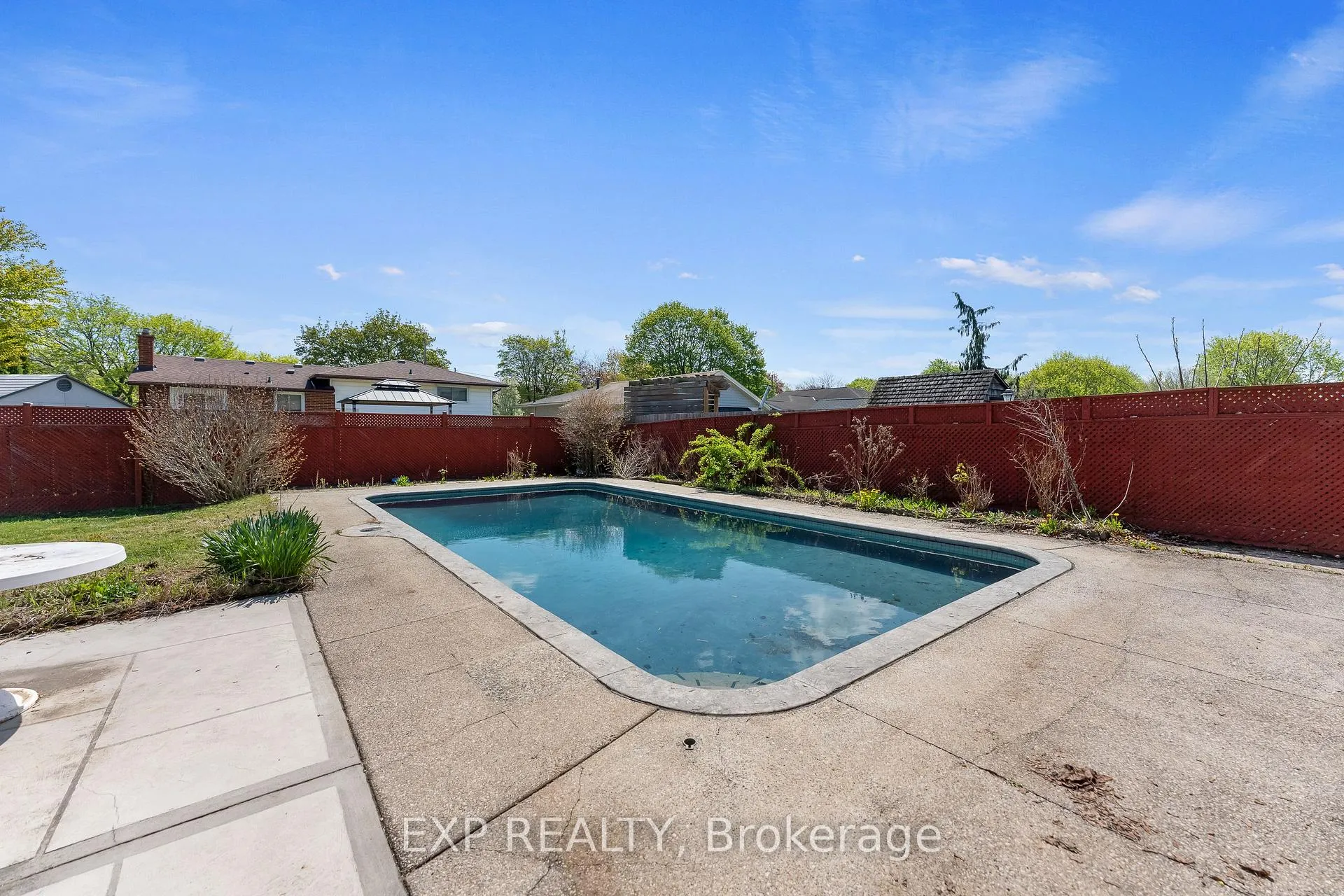 Photo 37 of 554 Lake Street, St. Catharines, Lakeport — HOMEH