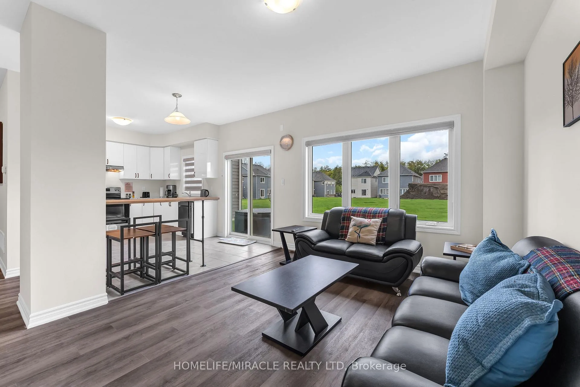 Photo 11 of 270 Beechwood Forest Lane, Gravenhurst, Muskoka (S) — HOMEH