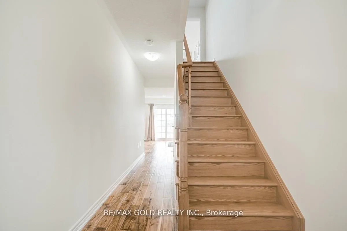 Photo 5 of 15 Stewardship Road, Brampton, Northwest Brampton — HOMEH