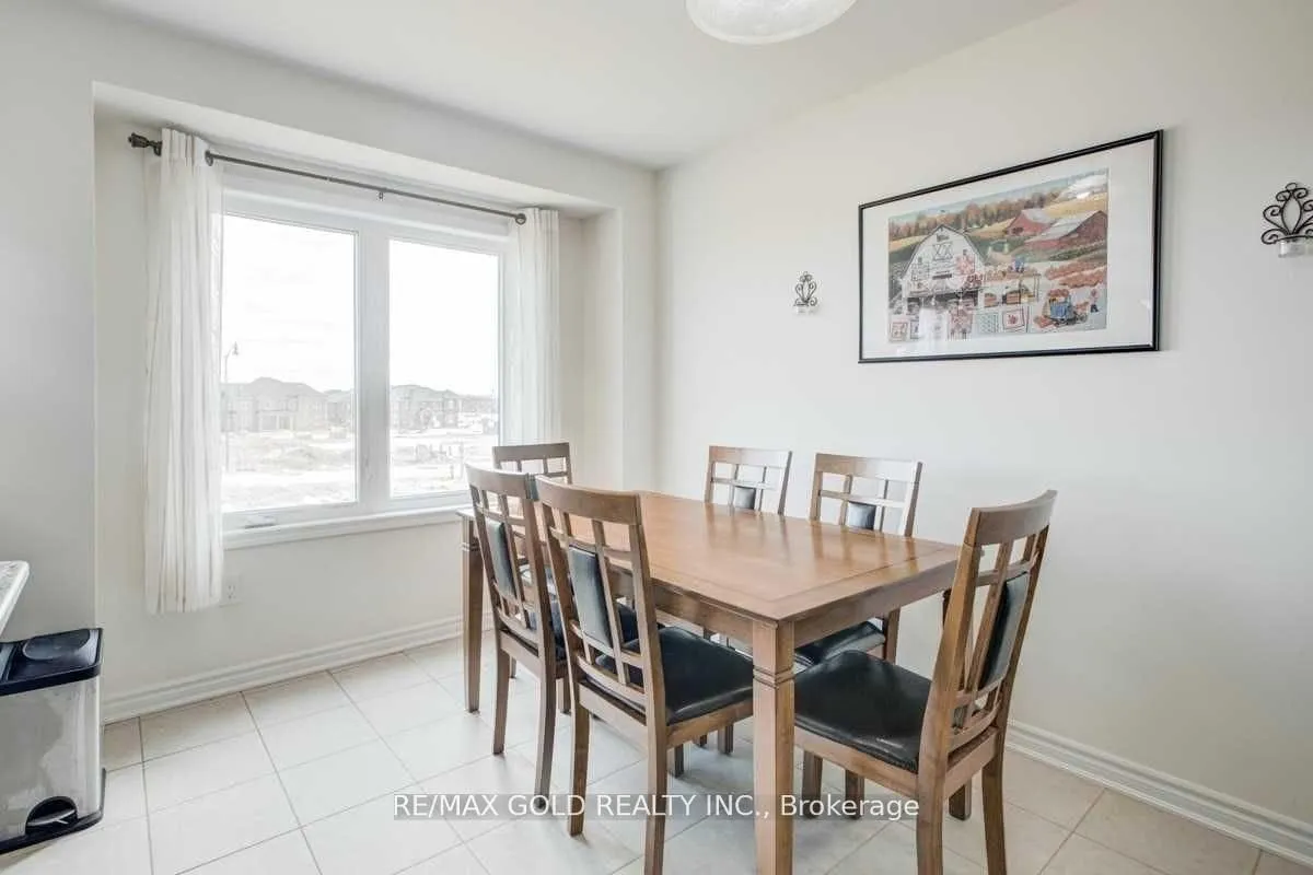 Photo 8 of 15 Stewardship Road, Brampton, Northwest Brampton — HOMEH