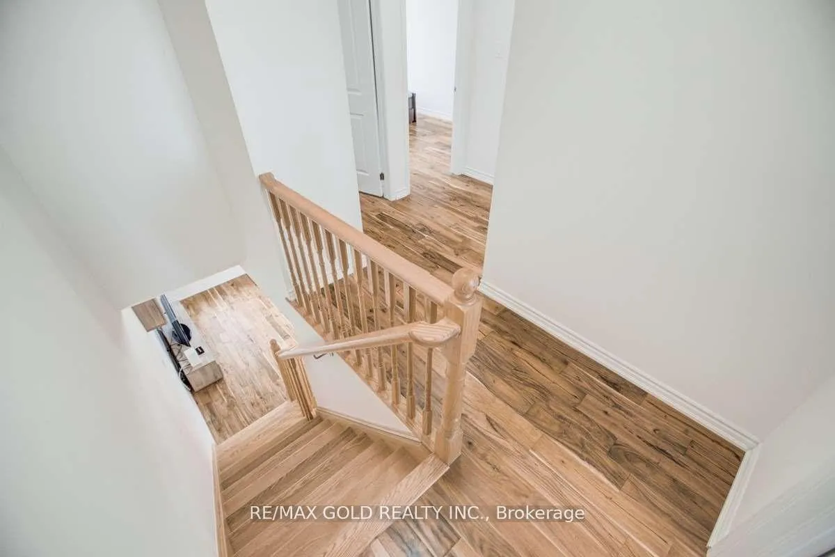 Photo 13 of 15 Stewardship Road, Brampton, Northwest Brampton — HOMEH