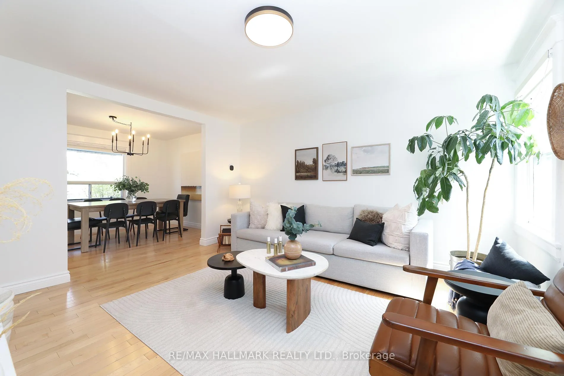 Photo 13 of 787 Sammon Avenue, Toronto, Danforth Village-East York — HOMEH