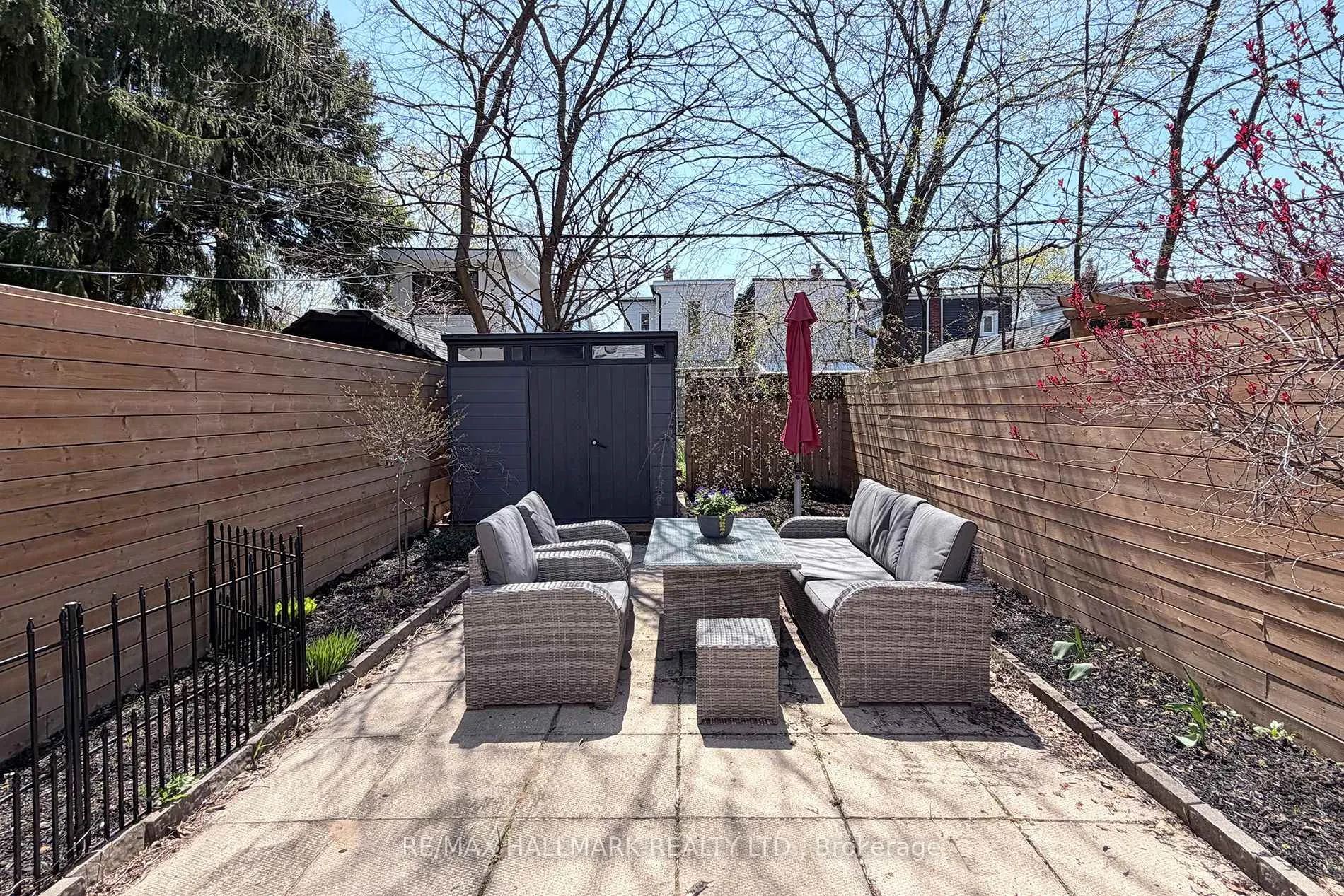 Photo 31 of 787 Sammon Avenue, Toronto, Danforth Village-East York — HOMEH