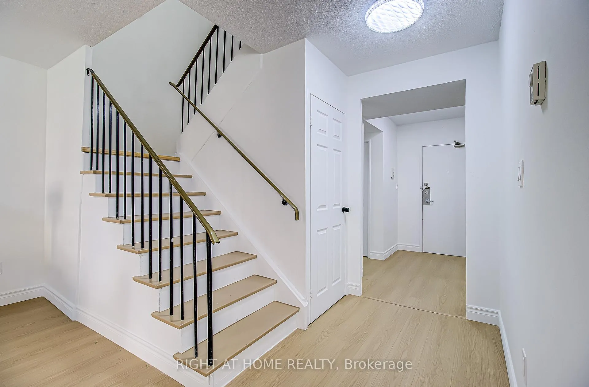 Photo 3 of Unit 409, 8 Crescent Town Road, Toronto, Crescent Town — HOMEH