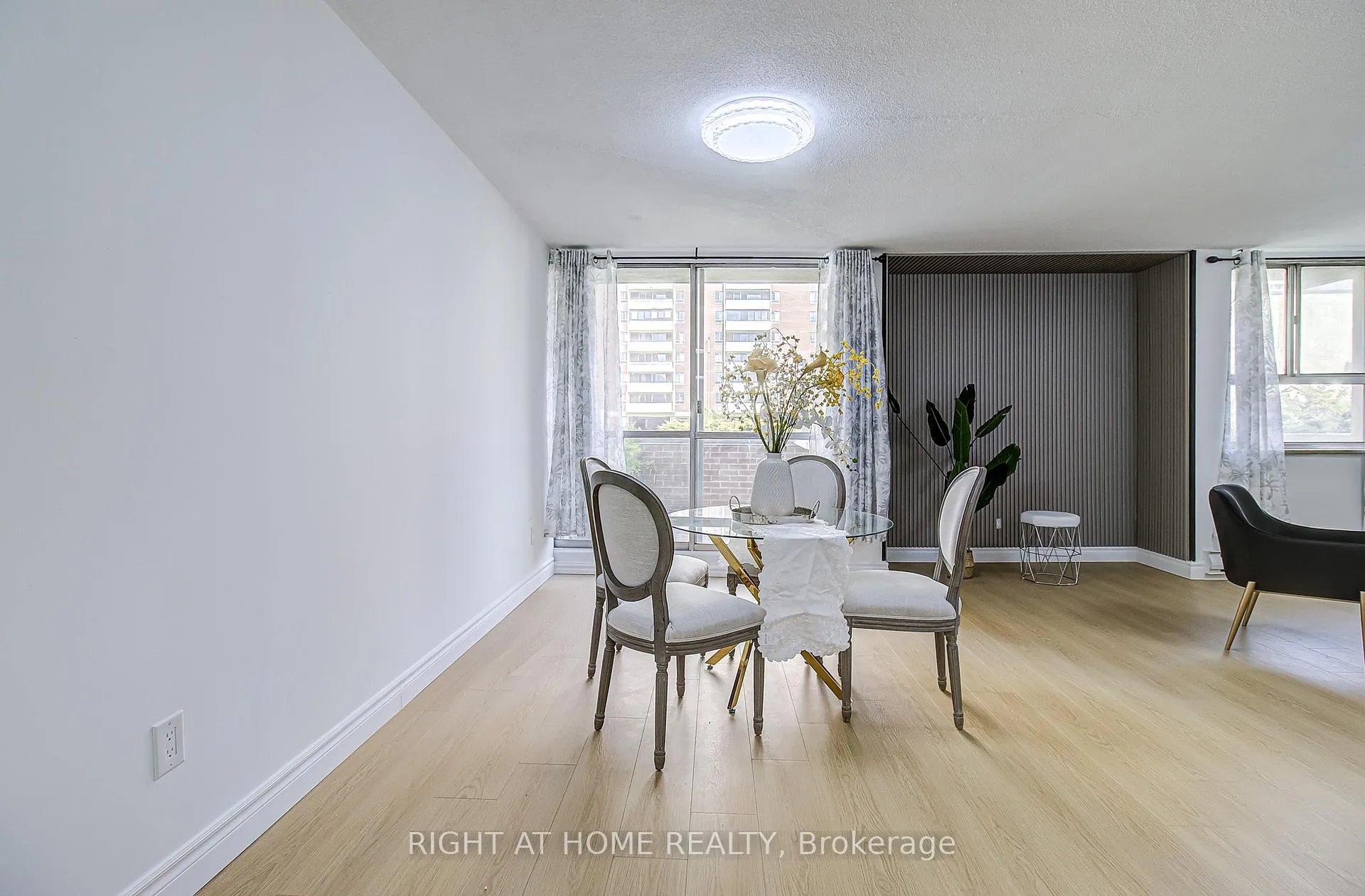 Photo 6 of Unit 409, 8 Crescent Town Road, Toronto, Crescent Town — HOMEH