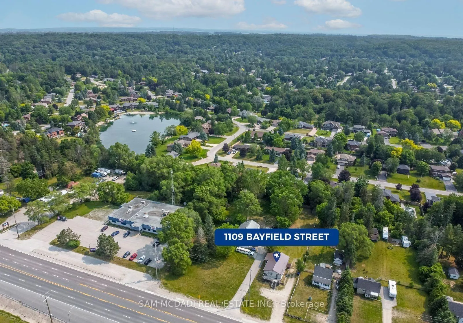 Photo 2 of 1109 Bayfield Street N, Springwater, Midhurst — HOMEH