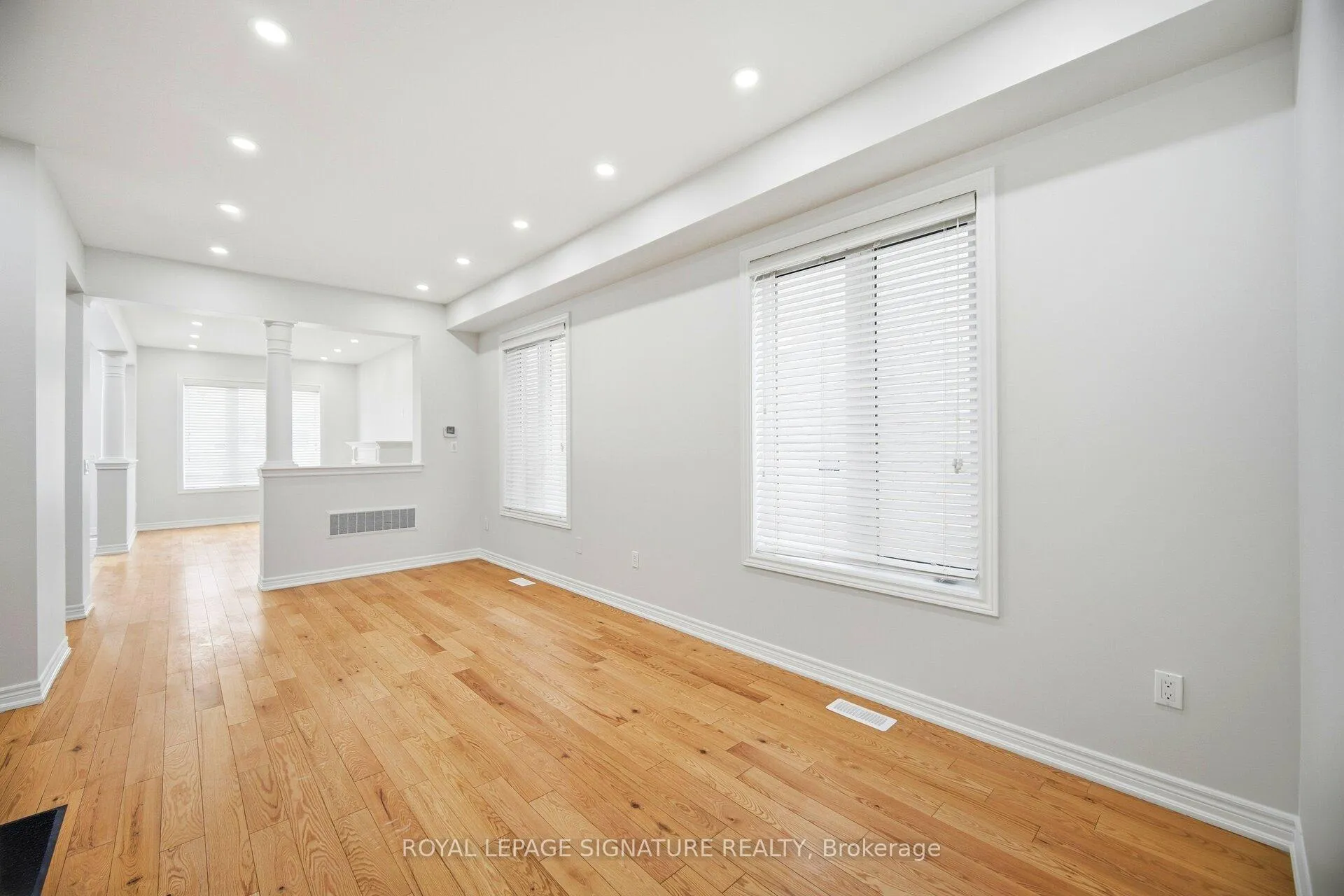 Photo 2 of 44 Rangemore Road, Brampton, Northwest Brampton — HOMEH