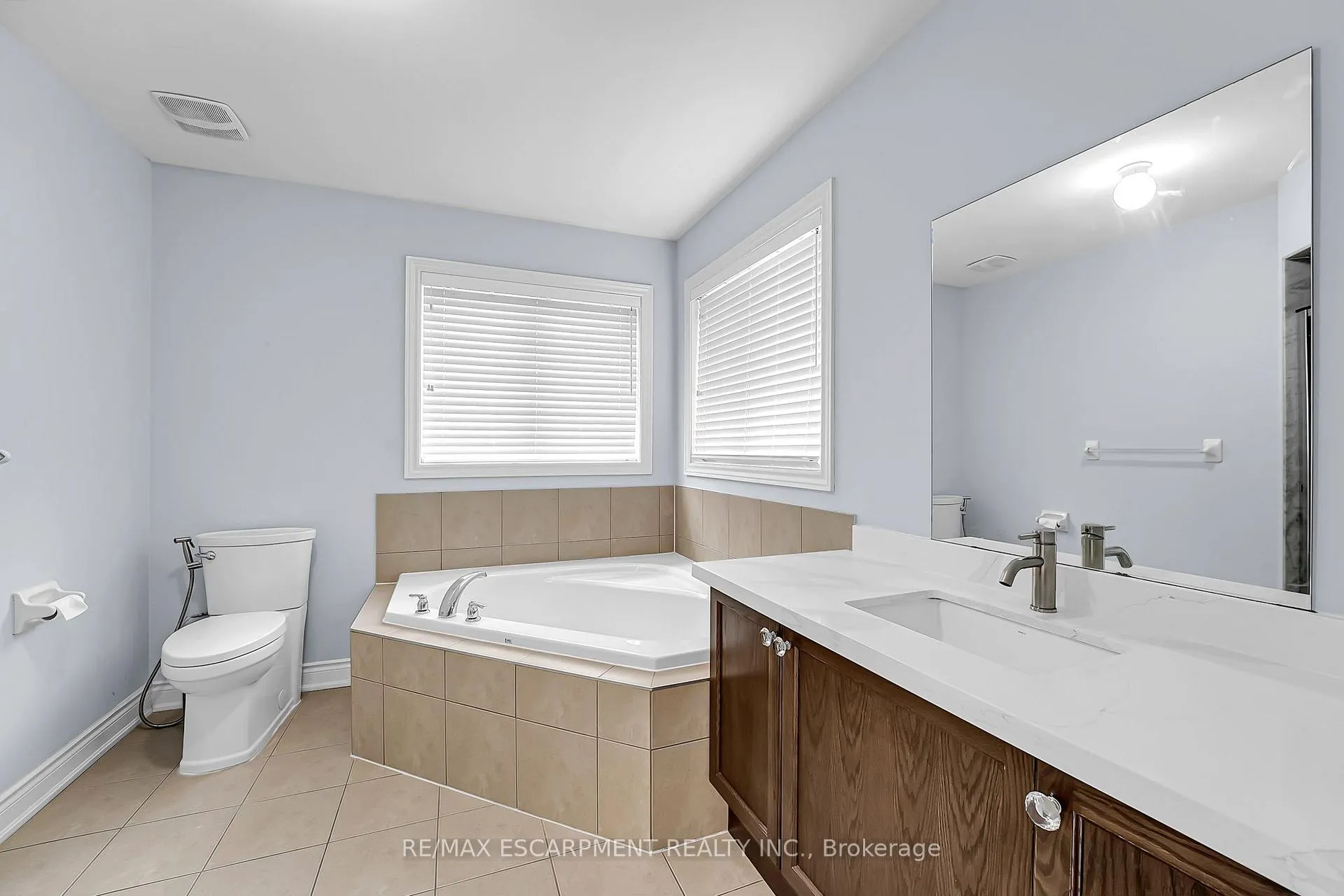 Photo 14 of 356 Cedric Terrace, Milton, Harrison — HOMEH