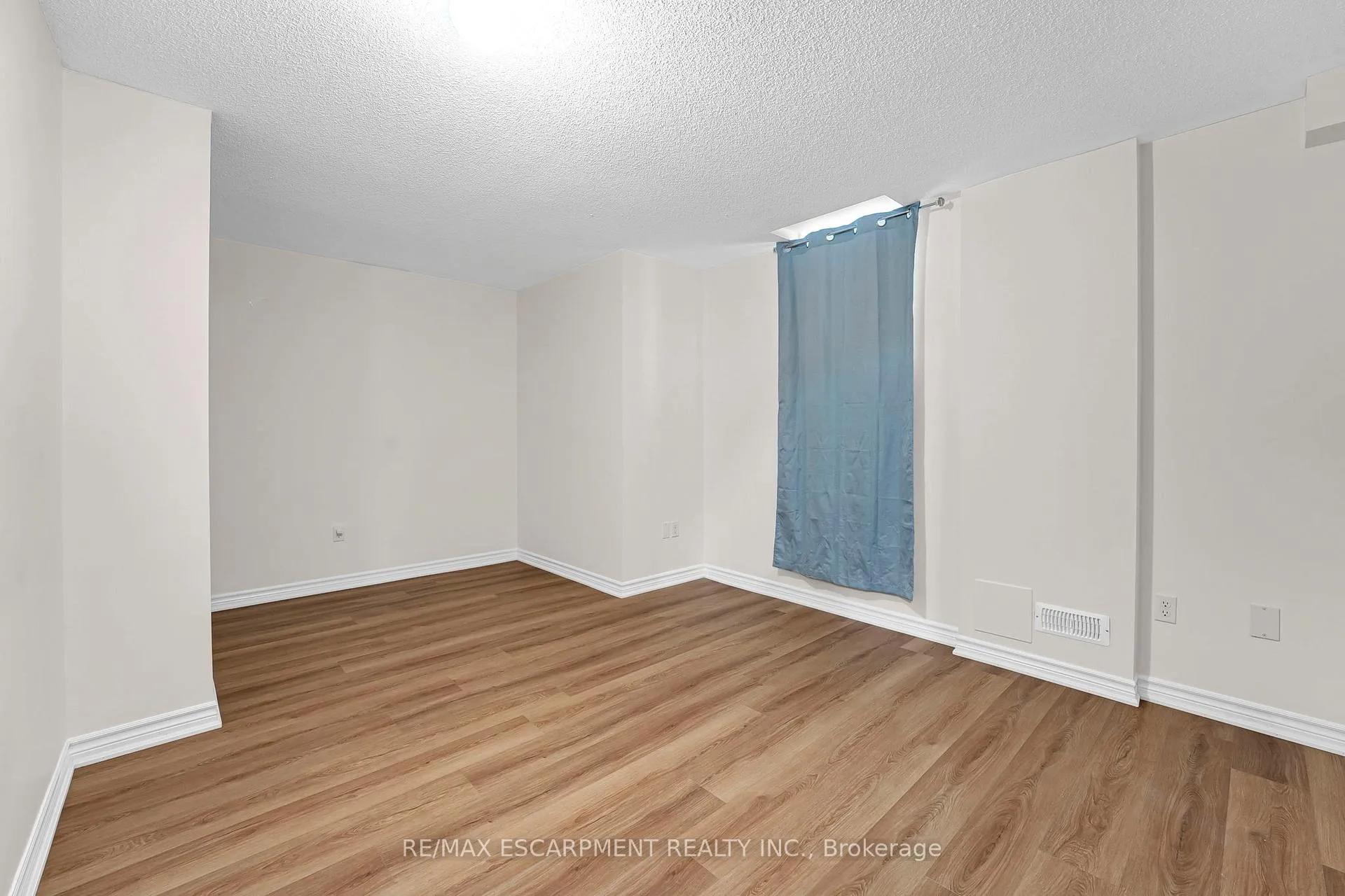 Photo 26 of 356 Cedric Terrace, Milton, Harrison — HOMEH