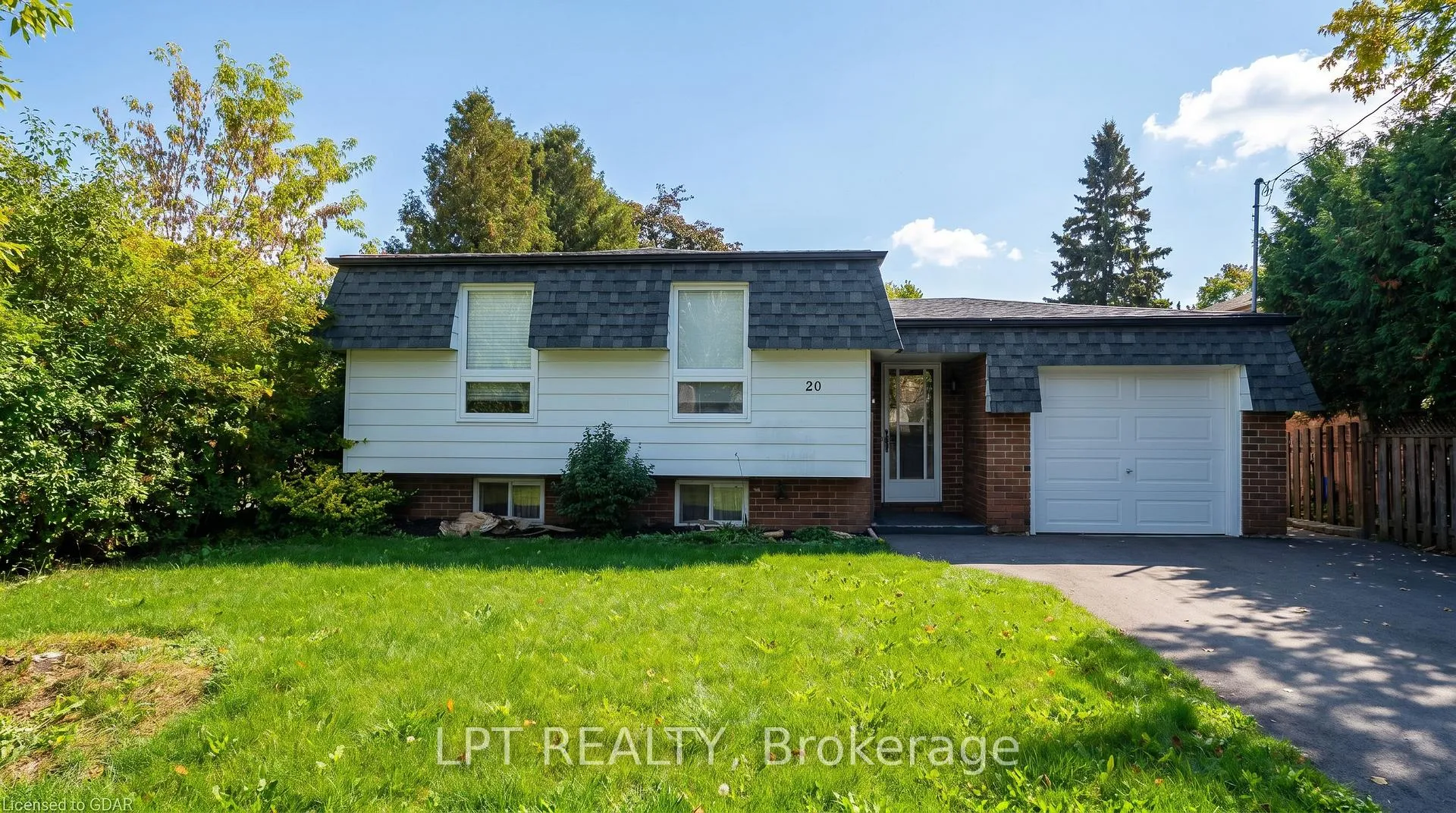 Photo 1 of 20 Glenbrook Drive, Guelph, Victoria North — HOMEH