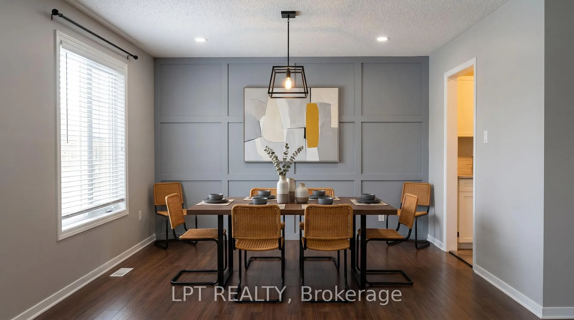 Photo 3 of 20 Glenbrook Drive, Guelph, Victoria North — HOMEH