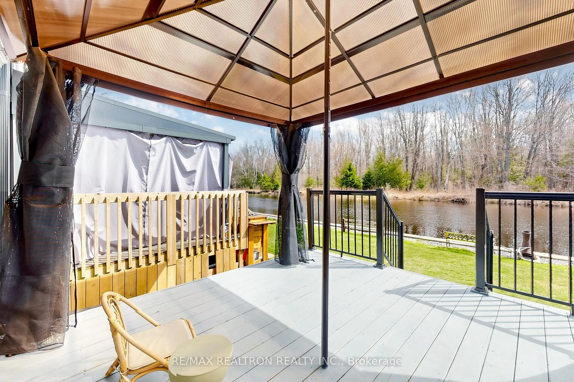 Photo 28 of Unit 9, 41 Laguna Parkway, Ramara, Rural Ramara — HOMEH