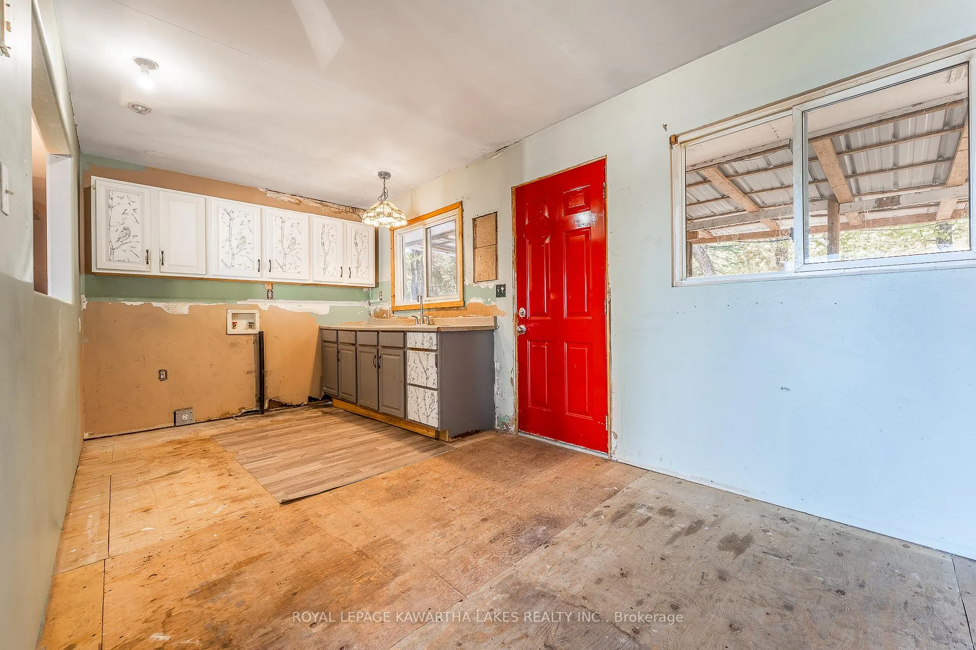 Photo 5 of 152 Griffin Drive, Kawartha Lakes, Somerville — HOMEH