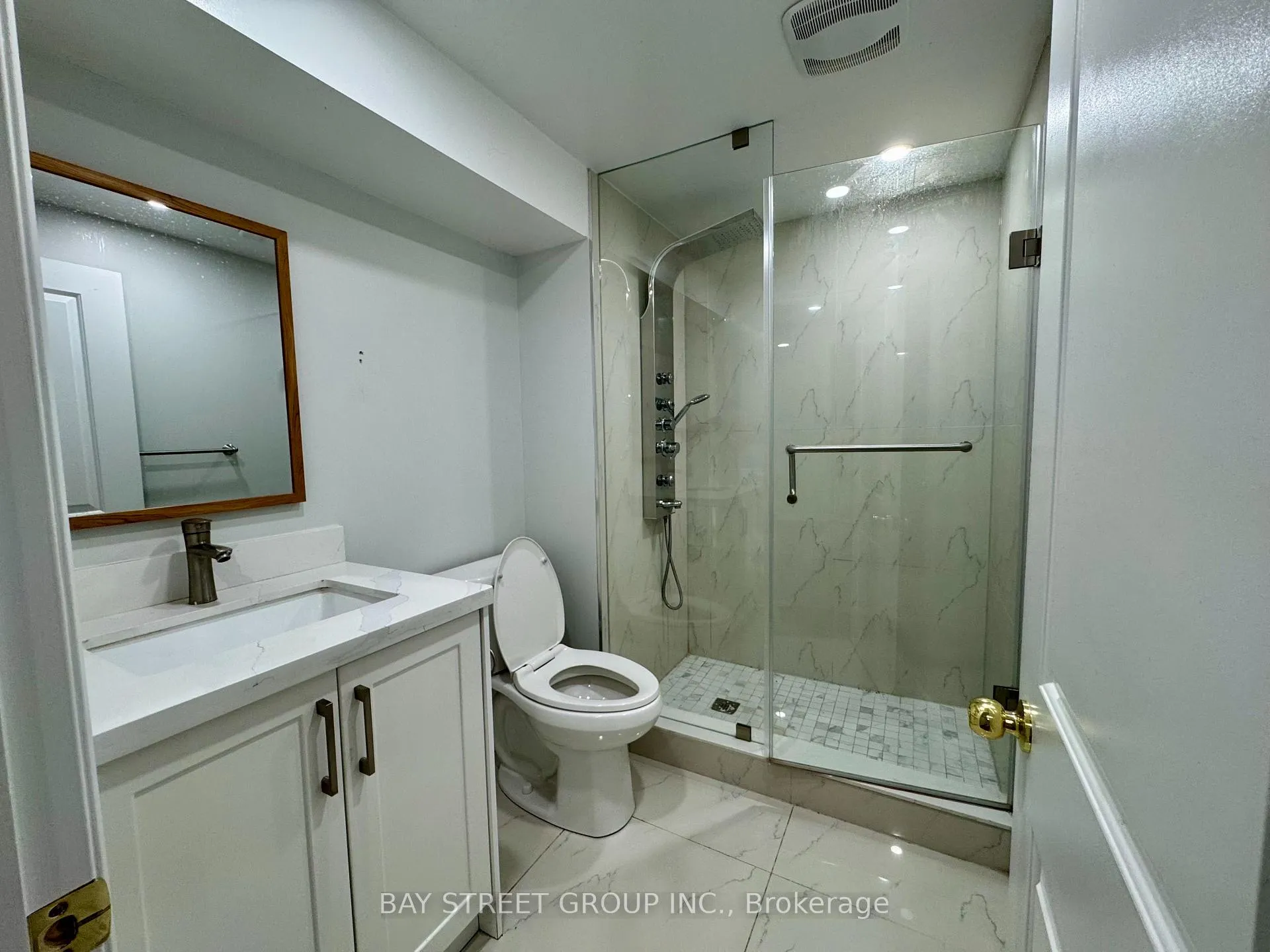 Photo 8 of 11 Cardiff Road, Markham, Milliken Mills East — HOMEH