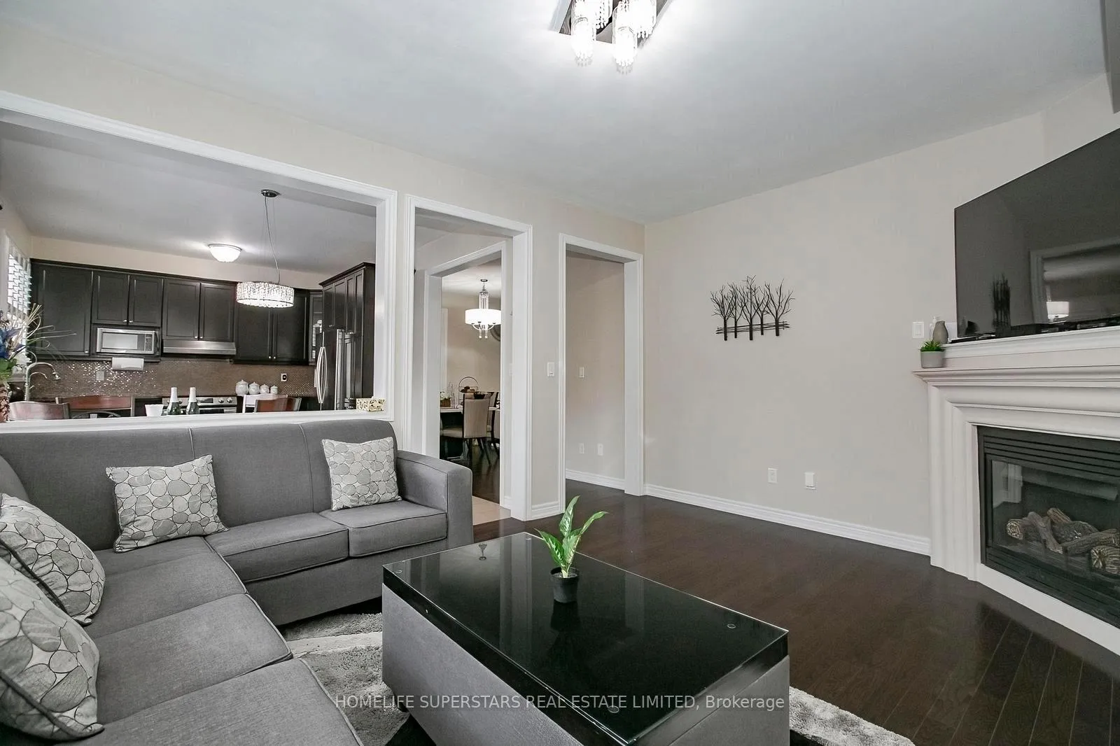 Photo 14 of 18 Ripple Street, Brampton, Sandringham-Wellington — HOMEH