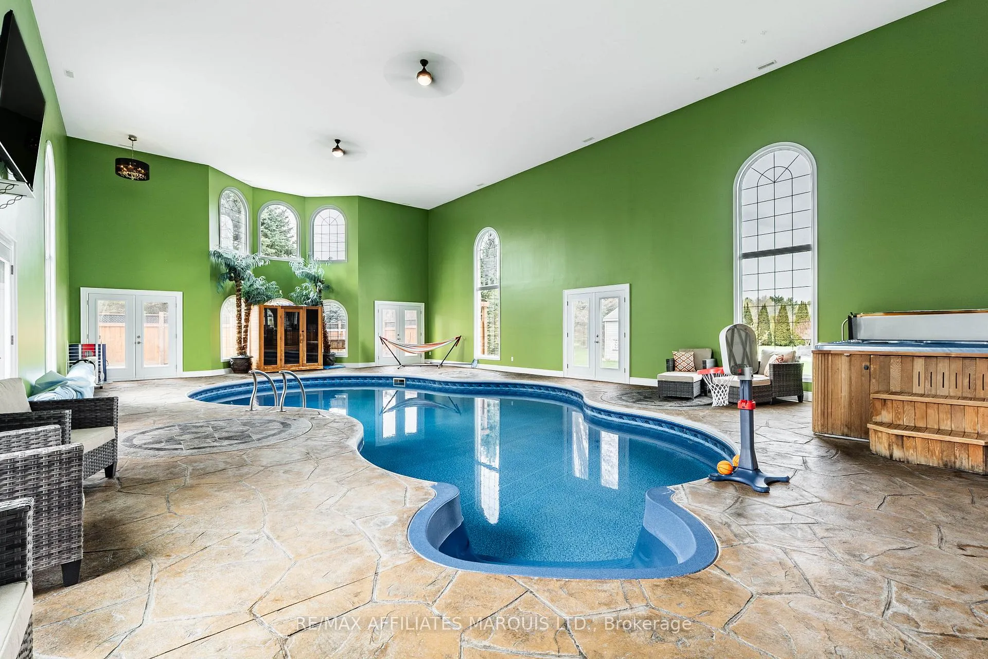 Photo 6 of 46 Chantine Drive, South Stormont, Long Sault — HOMEH