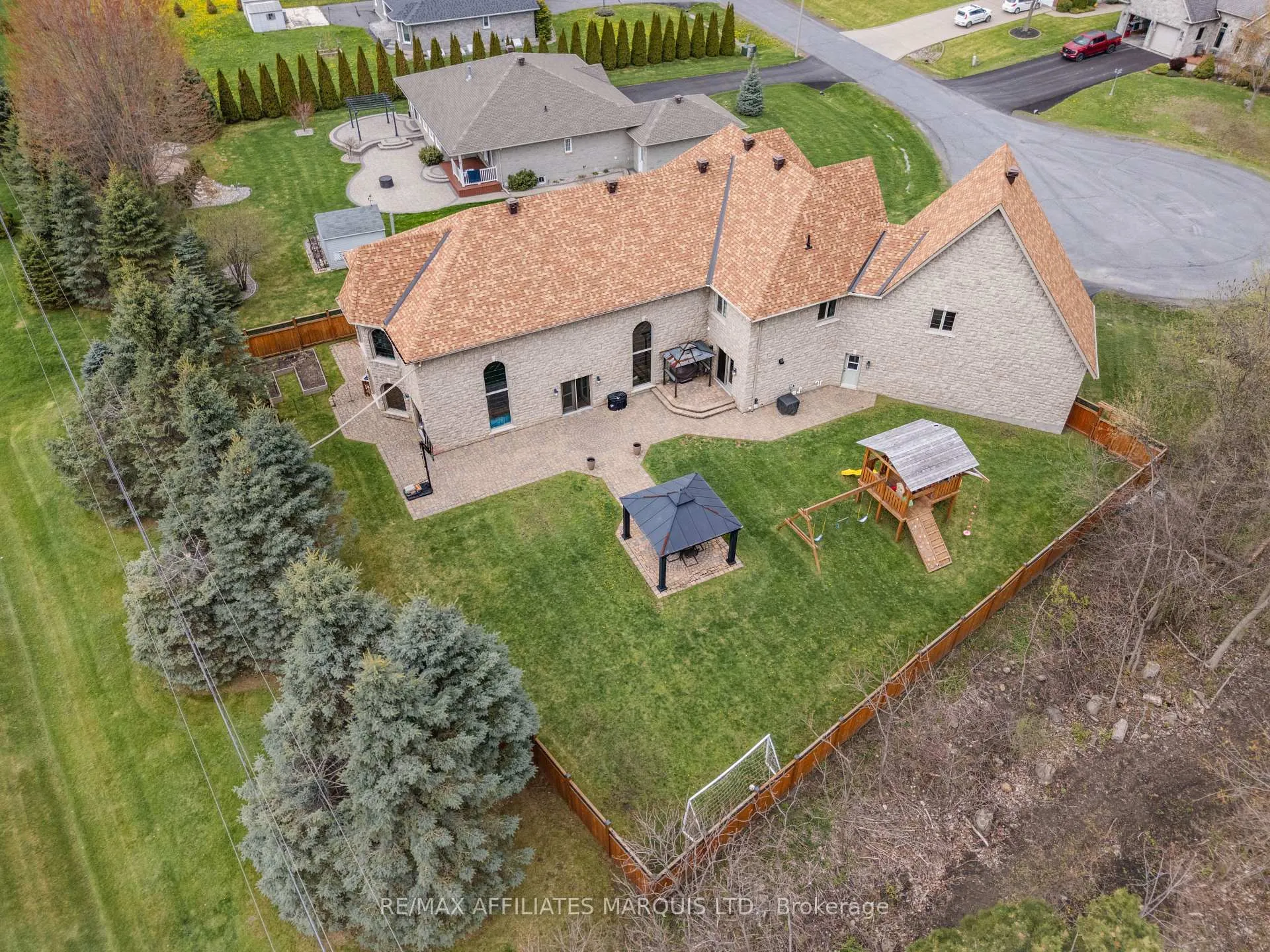 Photo 47 of 46 Chantine Drive, South Stormont, Long Sault — HOMEH