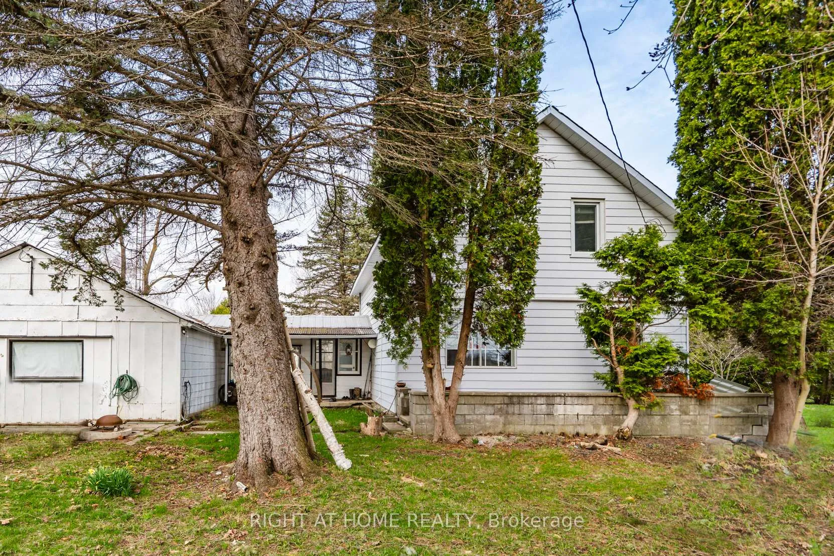 Photo 10 of 1278 County Road 42, Clearview, Stayner — HOMEH
