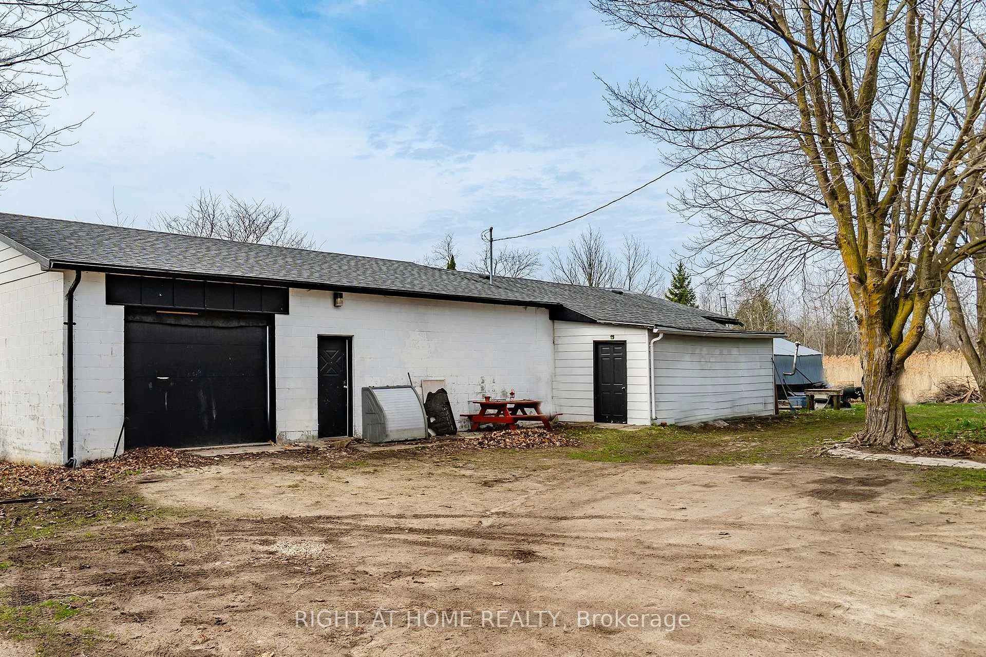 Photo 12 of 1278 County Road 42, Clearview, Stayner — HOMEH
