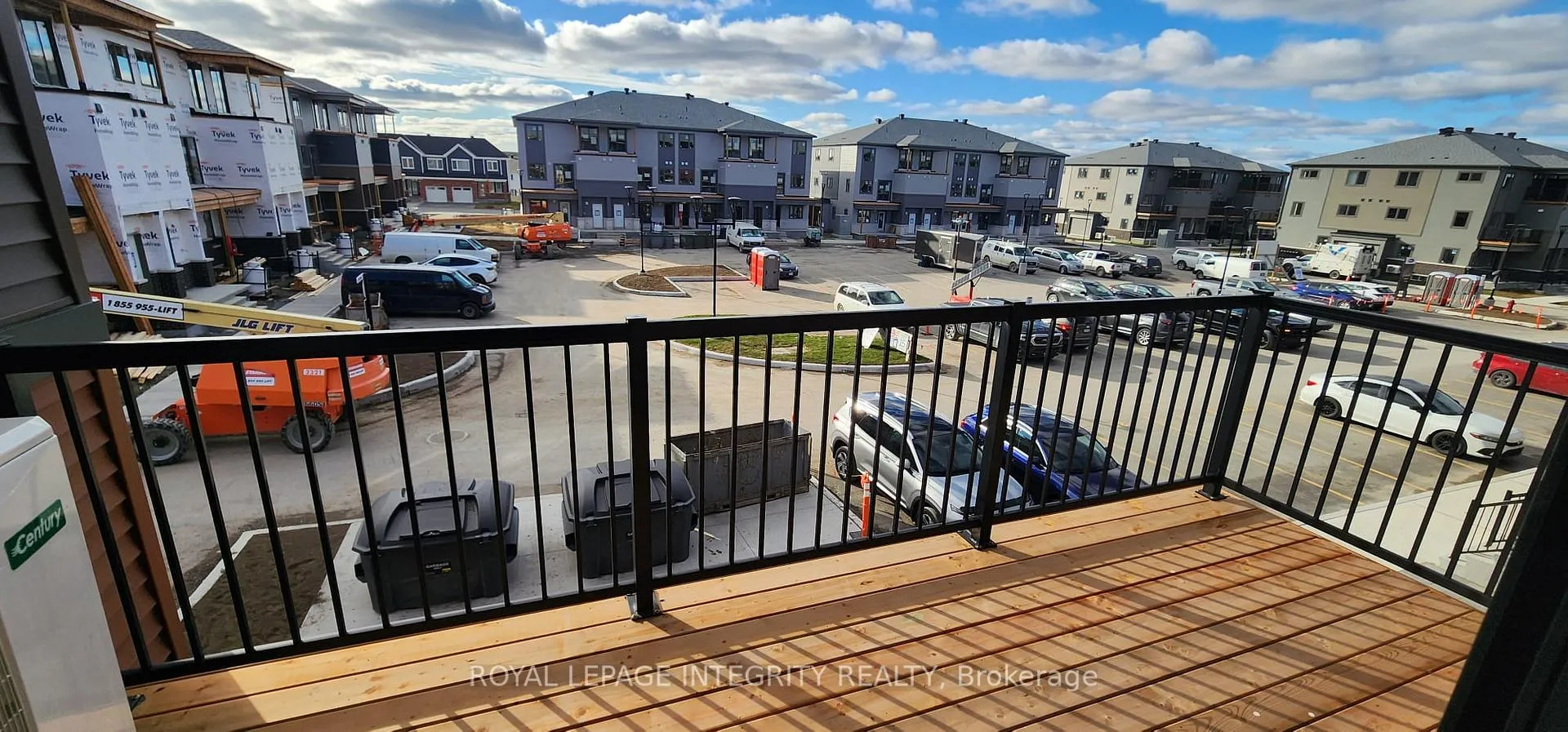 Photo 11 of 602 Parnian Private, Ottawa, Barrhaven - Half Moon Bay — HOMEH