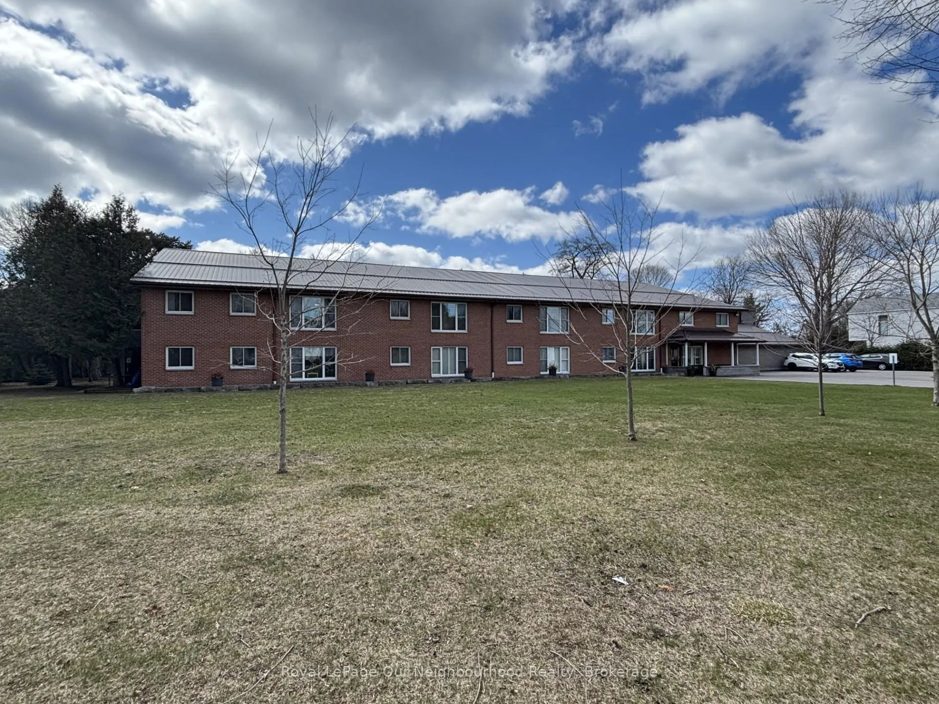 Front of Unit 208, 133 Ontario Street