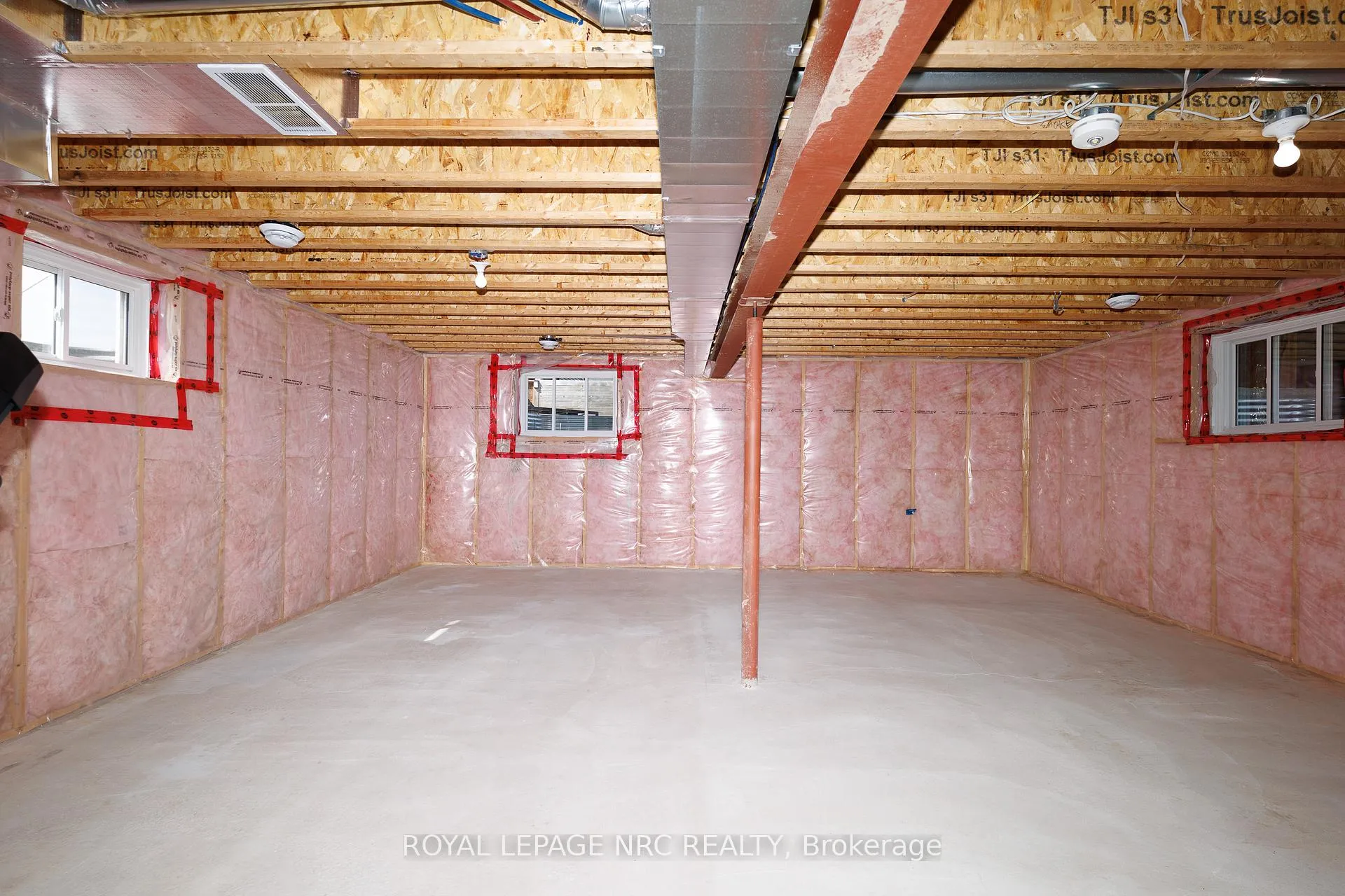 Photo 38 of 3 Damude Avenue, Thorold, Hurricane/Merrittville — HOMEH