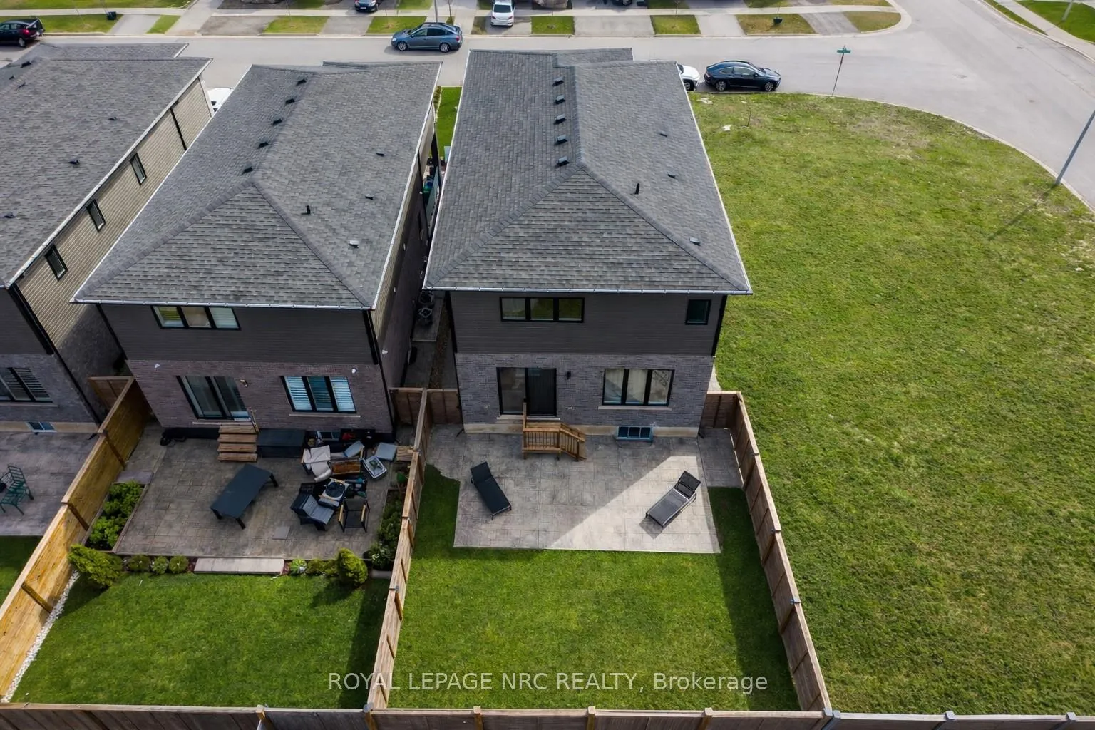 Photo 40 of 3 Damude Avenue, Thorold, Hurricane/Merrittville — HOMEH