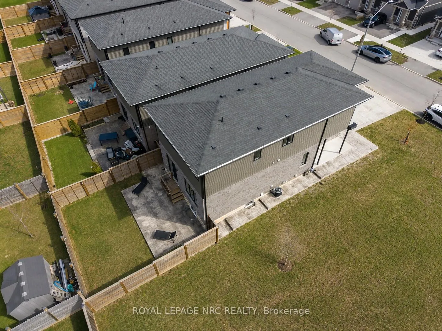 Photo 47 of 3 Damude Avenue, Thorold, Hurricane/Merrittville — HOMEH