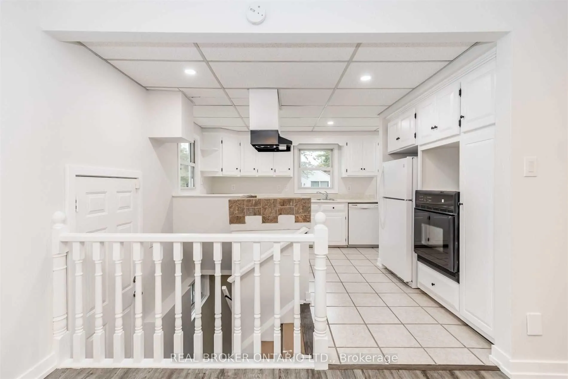 Photo 6 of 156 Clapperton Street, Barrie, Wellington — HOMEH