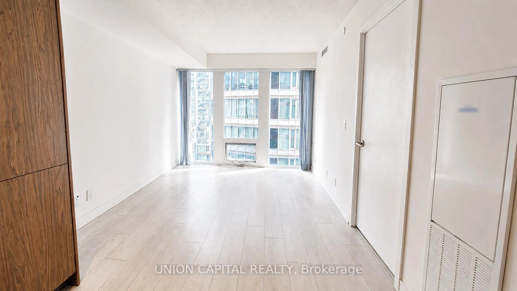 Photo 9 of Unit 1201, 60 Shuter Street, Toronto, Church-Yonge Corridor — HOMEH